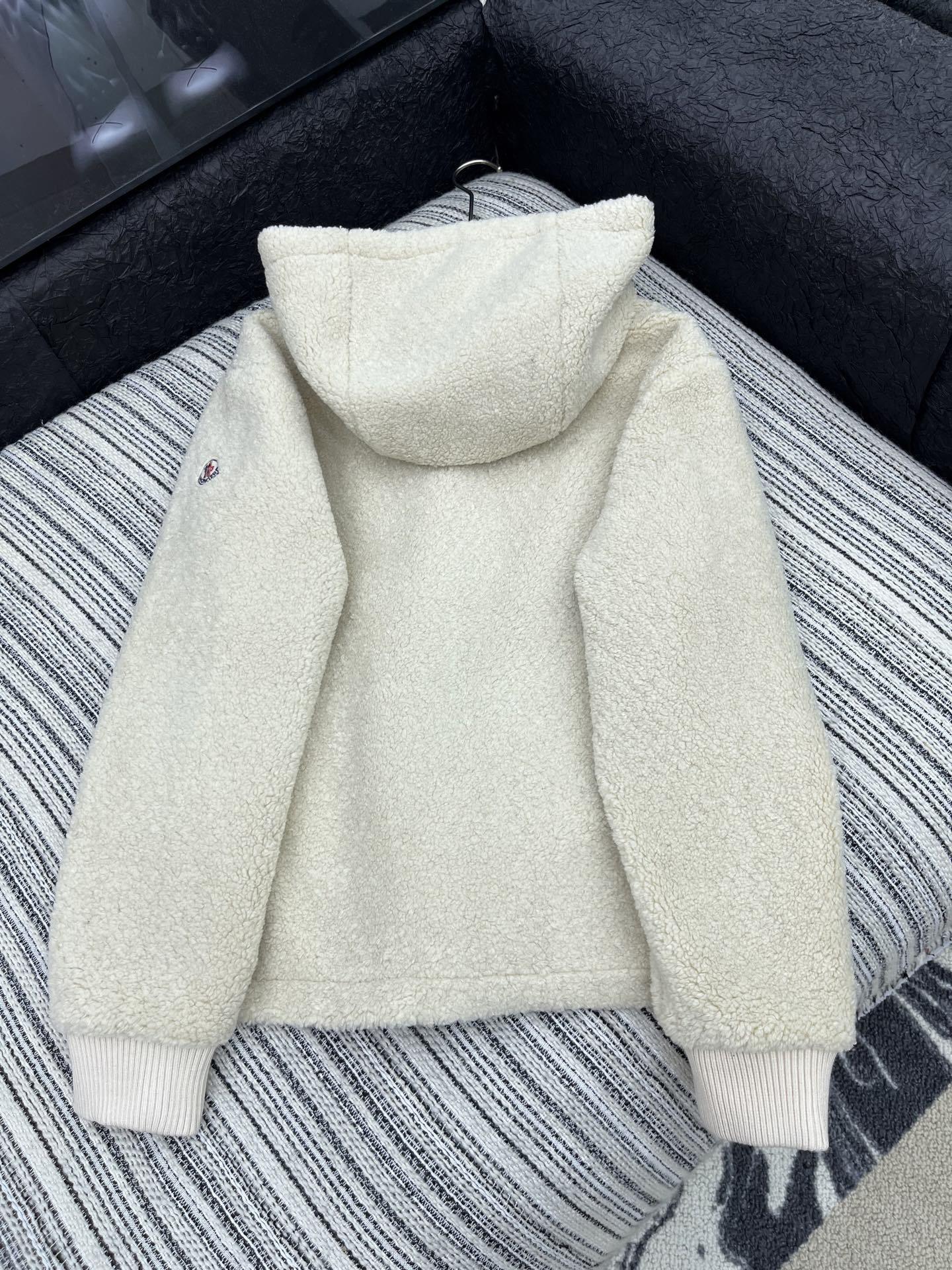 🛒𝐍𝐄𝐖 · 𝟐𝟎𝟐5/爆款现货原单品质 Mon*|25秋冬羊羔毛双面穿羽绒服外套极简主义设计高级又时髦