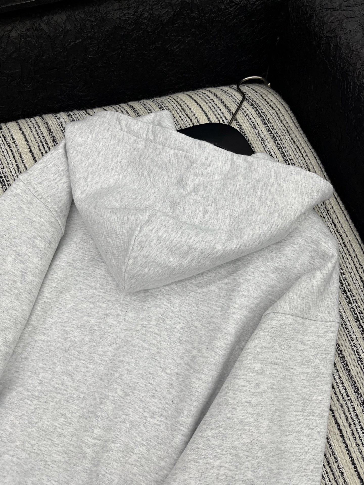 🛒𝐍𝐄𝐖 · 𝟐𝟎𝟐5/爆款现货【原版定制】Alex*｜25秋冬新品套装高端定制棉质螺纹带帽加绒卫衣外套