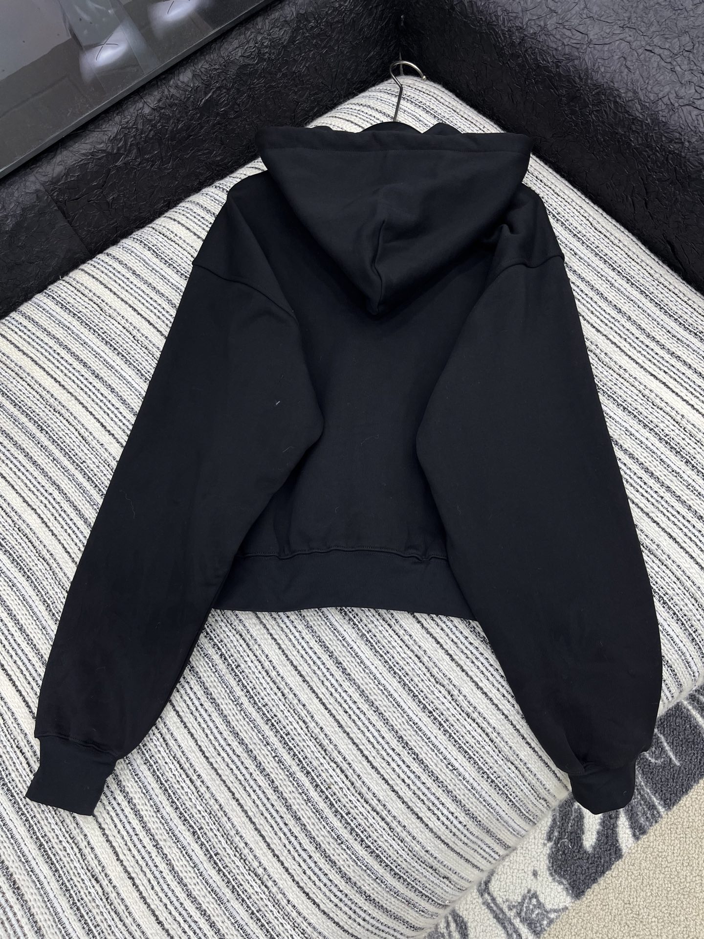 🛒𝐍𝐄𝐖 · 𝟐𝟎𝟐5/爆款现货【原版定制】Alex*｜25秋冬新品套装高端定制棉质螺纹带帽加绒卫衣外套