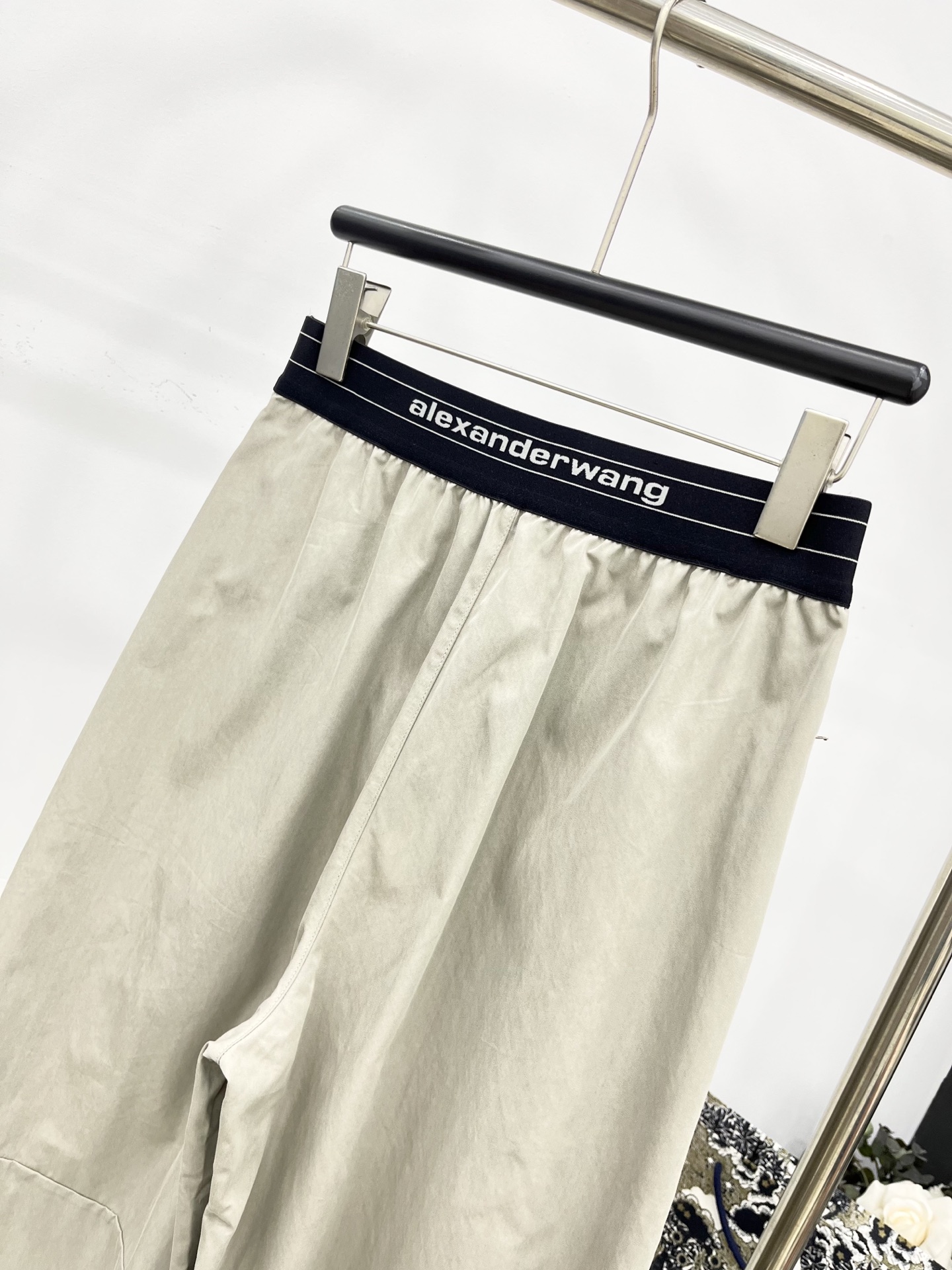 🛒𝐍𝐄𝐖 · 𝟐𝟎𝟐5/爆款现货原单品质 Alex*｜25新款工装式休闲裤颜色百搭高级 定制字母腰带尽显