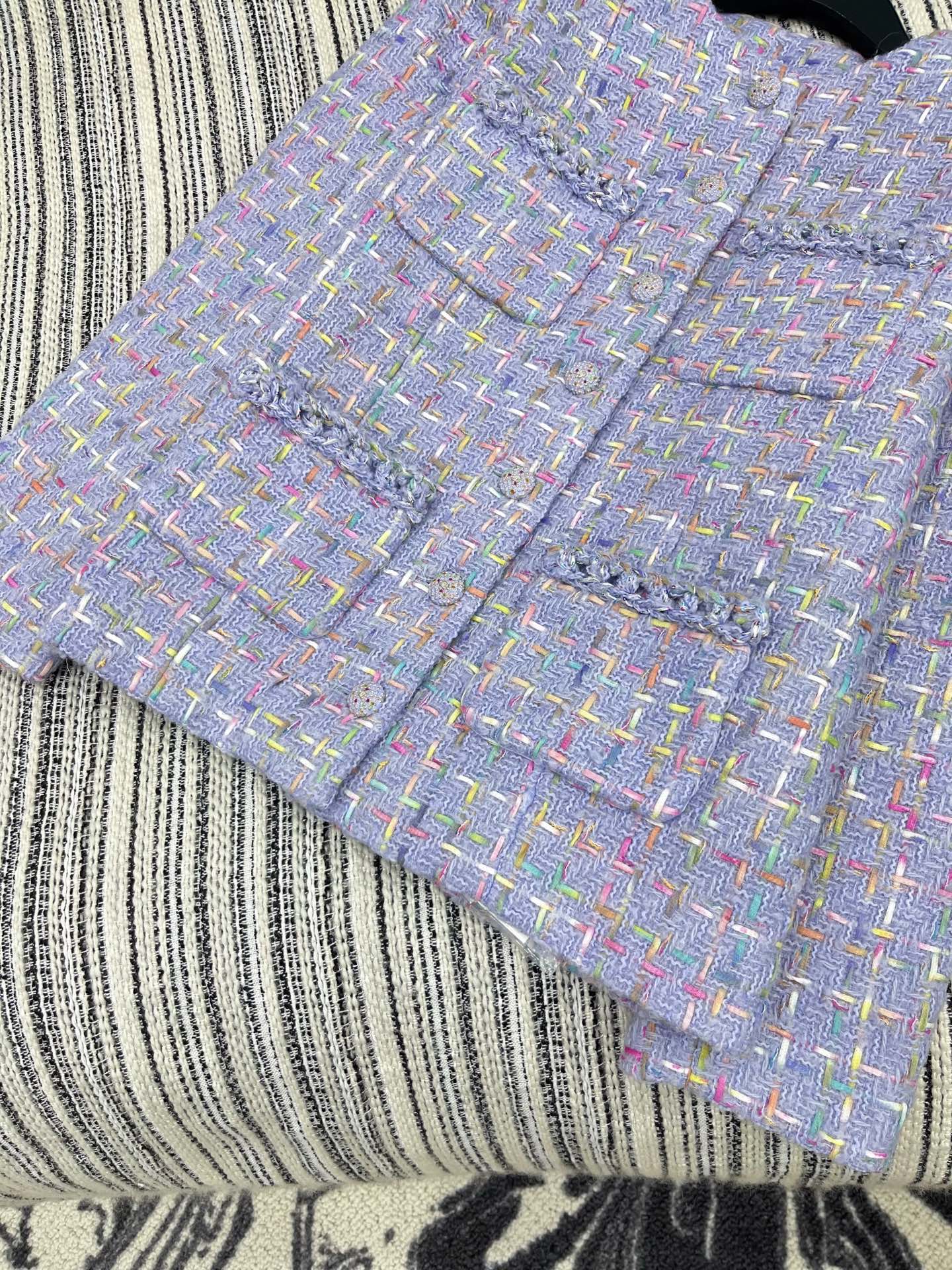 🛒𝐍𝐄𝐖 · 𝟐𝟎𝟐5/爆款现货【原版定制】Chane*｜2025新品四口袋粗花呢圆领外套定制YB进口材