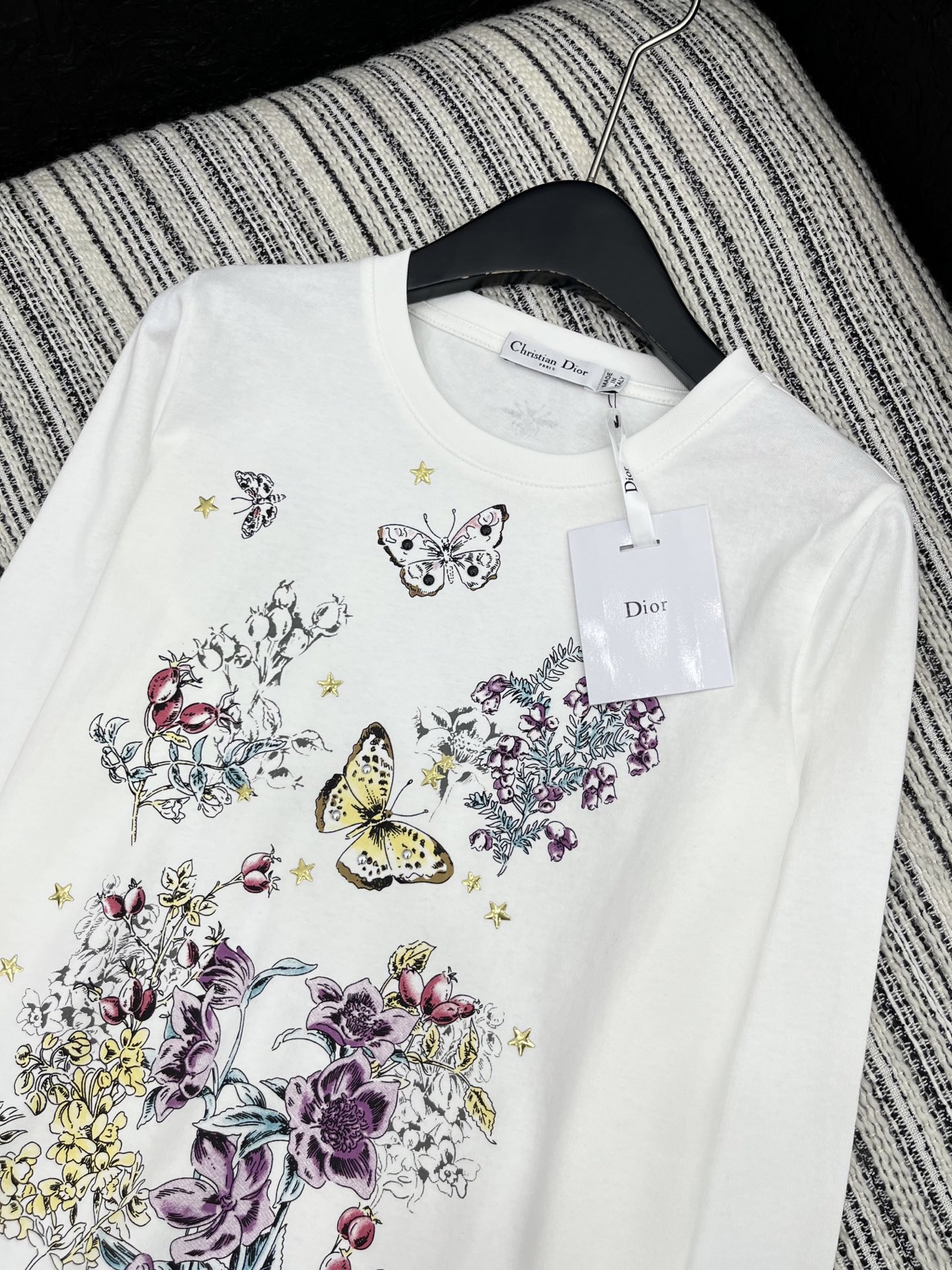 🛒𝐍𝐄𝐖 · 𝟐𝟎𝟐5/爆款现货原单品质 Dio*｜2025新款长袖T宽松慵懒版型 随性感拉满云感舒适 