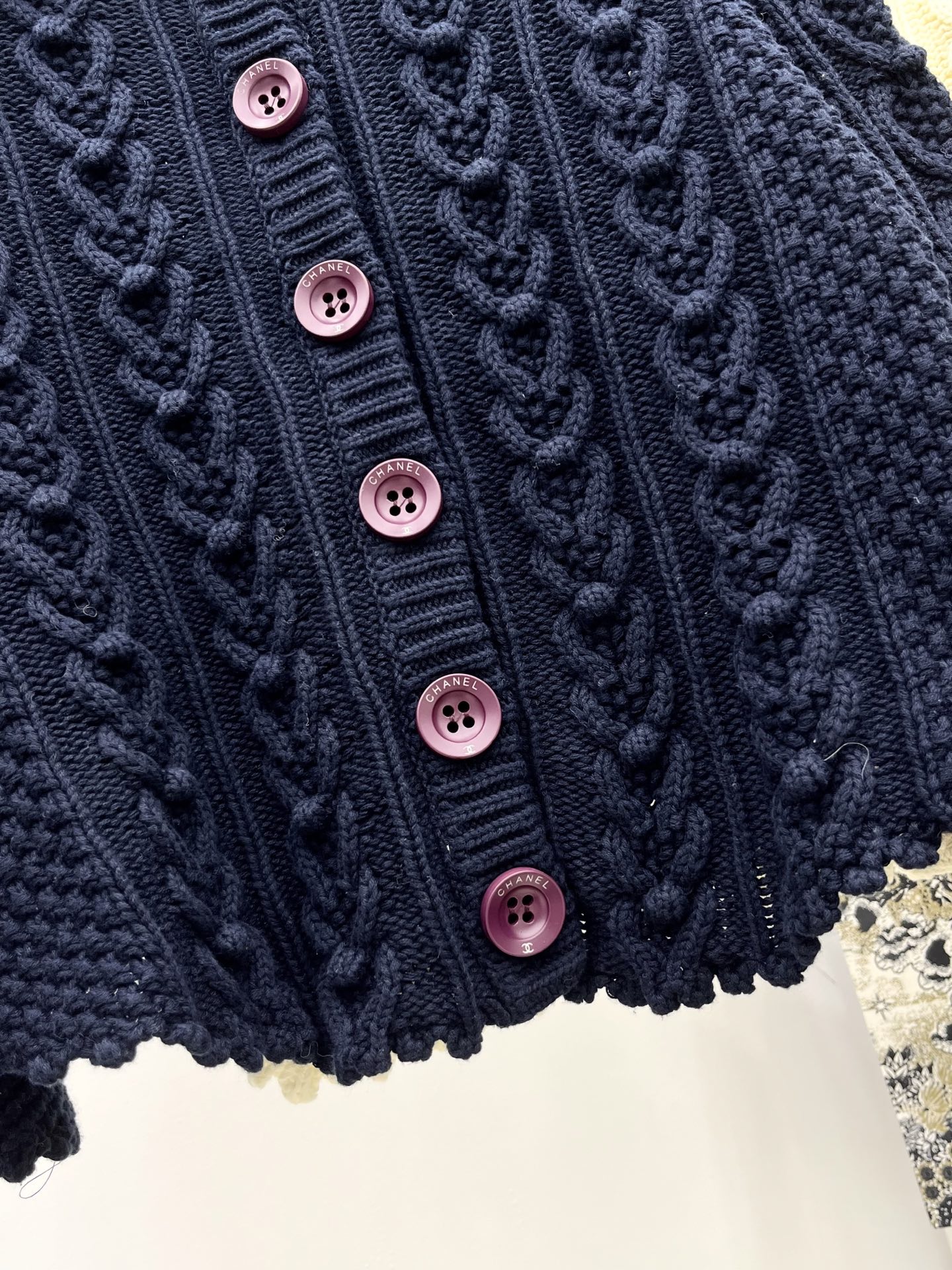 🛒𝐍𝐄𝐖 · 𝟐𝟎𝟐5/爆款现货原单品质 Chan*｜25中古系列重工钩花翻领外套设计高级又时髦！1:1