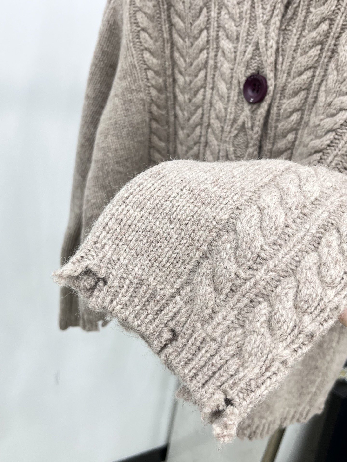 🛒𝐍𝐄𝐖 · 𝟐𝟎𝟐5/爆款现货原单品质 Chan*｜25中古系列重工麻花钩花翻领外套设计高级又时髦！1