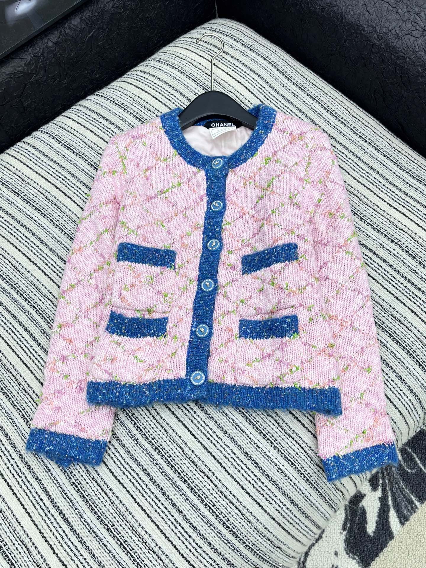 🛒𝐍𝐄𝐖 · 𝟐𝟎𝟐5/爆款现货原单品质 Chan*｜25中古系列重工撞色圆领外套【复合内衬】独家订制小