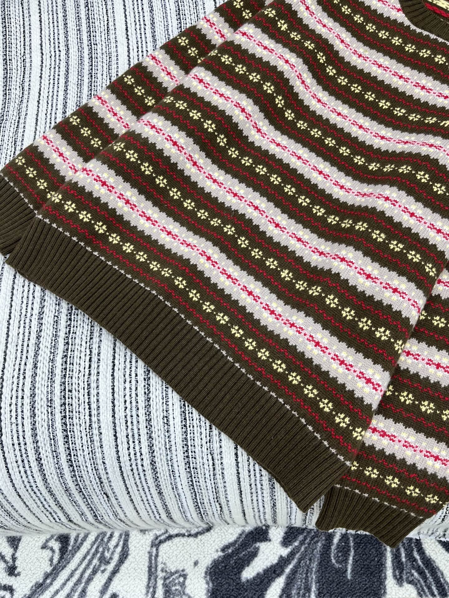 🛒𝐍𝐄𝐖 · 𝟐𝟎𝟐5/爆款现货【原版定制】𝐌𝐢𝐮𝐌𝐢*｜25新款美式羊绒羊毛毛衣 秋意渐浓的氛围感真的