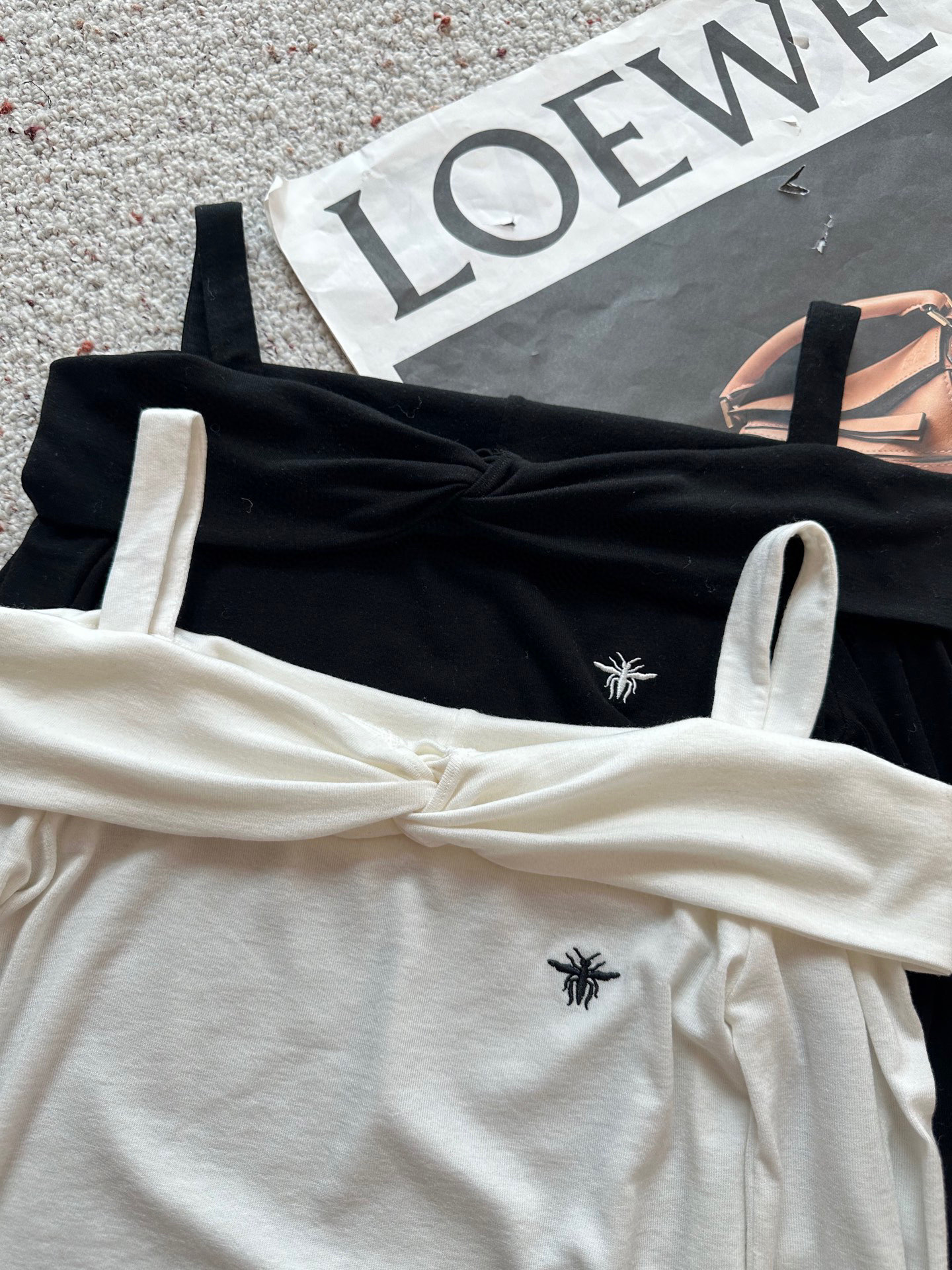 🛒𝐍𝐄𝐖 · 𝟐𝟎𝟐5/爆款现货设计师 原创｜2025新款天丝羊毛打底衫云感舒适的系列！上身的触感谁穿谁