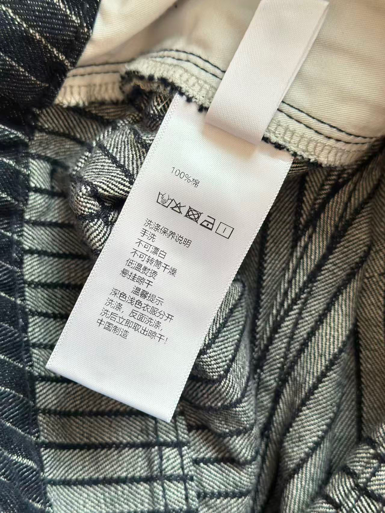 🛒𝐍𝐄𝐖 · 𝟐𝟎𝟐5/爆款现货原单品质 设计师原创｜25新款镰刀型条纹休闲裤【配腰带】颜色百搭高级 定