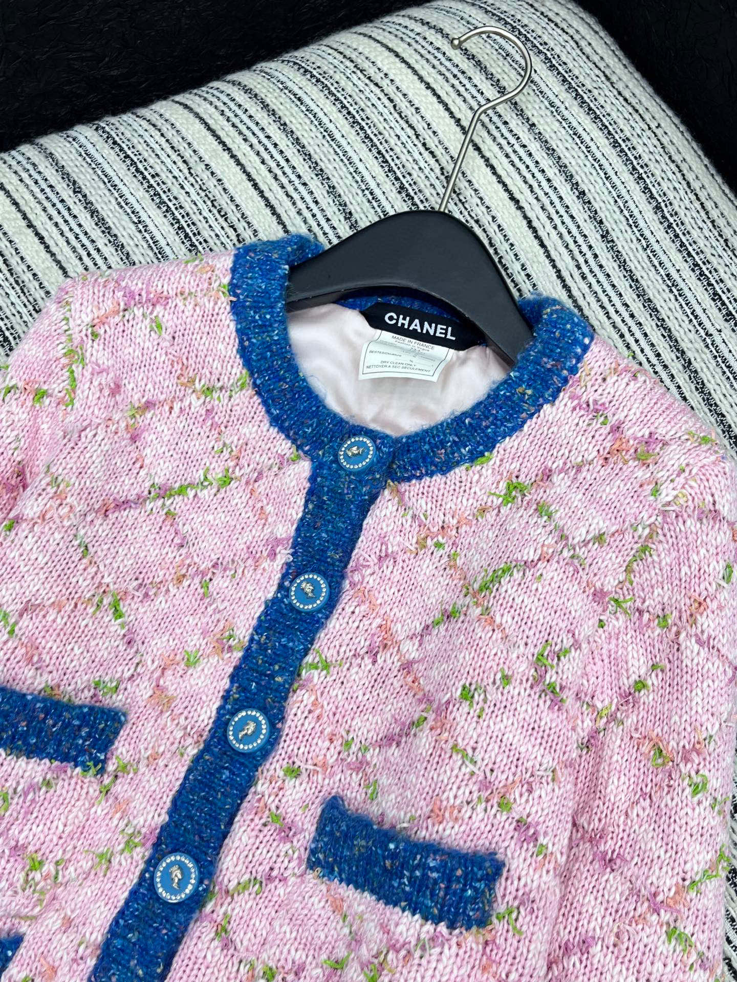 🛒𝐍𝐄𝐖 · 𝟐𝟎𝟐5/爆款现货原单品质 Chan*｜25中古系列重工撞色圆领外套【复合内衬】独家订制小