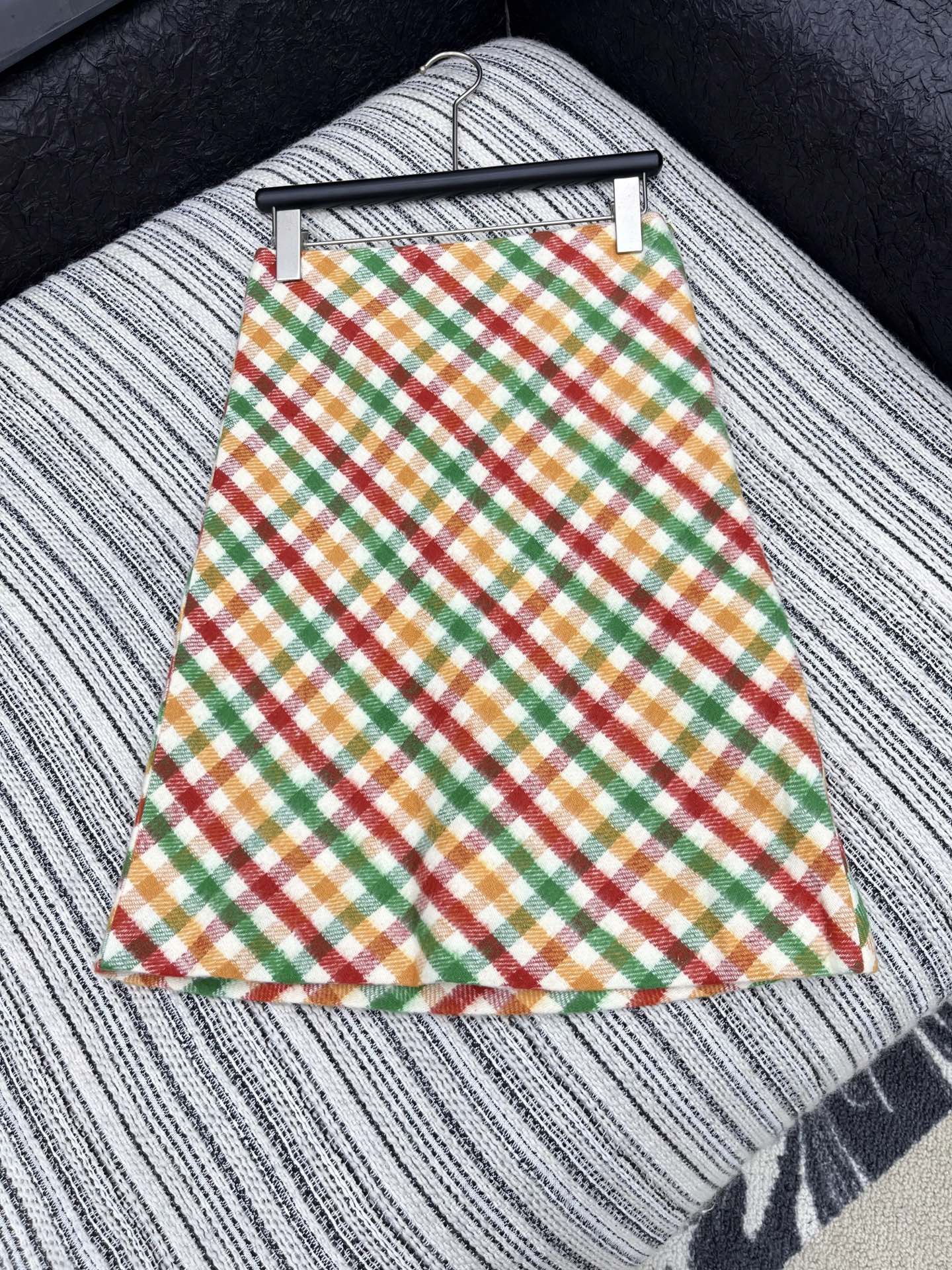 🛒𝐍𝐄𝐖 · 𝟐𝟎𝟐5/爆款现货【原版定制】 Miu Mi *｜2025新品半裙对比🆚品质 定制高品质材