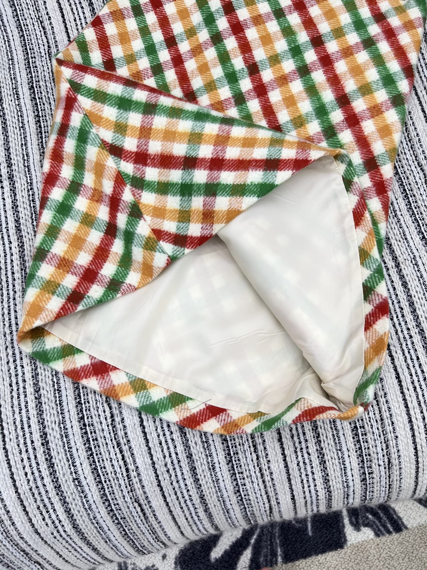 🛒𝐍𝐄𝐖 · 𝟐𝟎𝟐5/爆款现货【原版定制】 Miu Mi *｜2025新品半裙对比🆚品质 定制高品质材