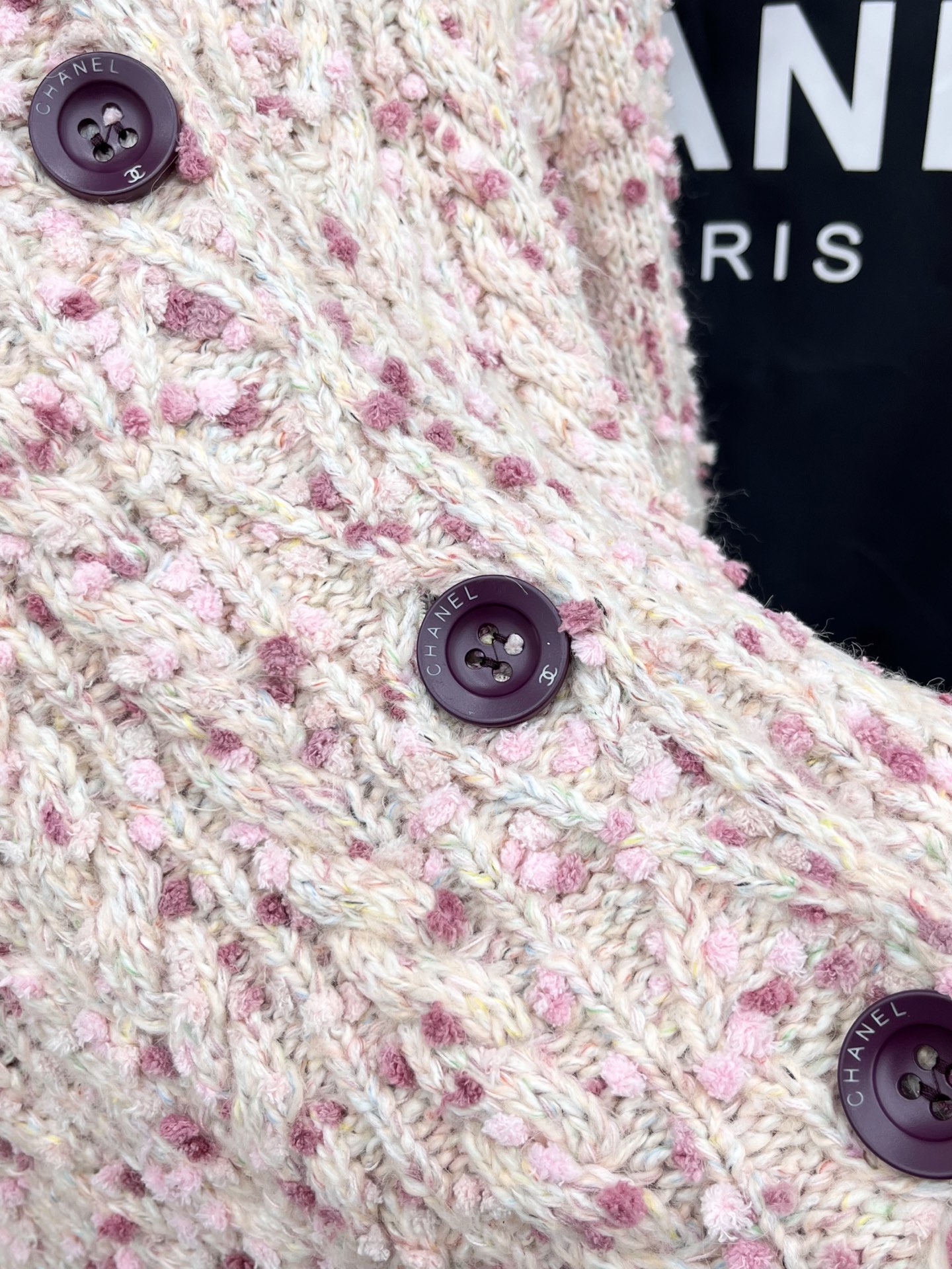 🛒𝐍𝐄𝐖 · 𝟐𝟎𝟐5/爆款现货原单品质 Chan*｜25中古系列重工翻领外套独家订制小香风纱线 ，设计