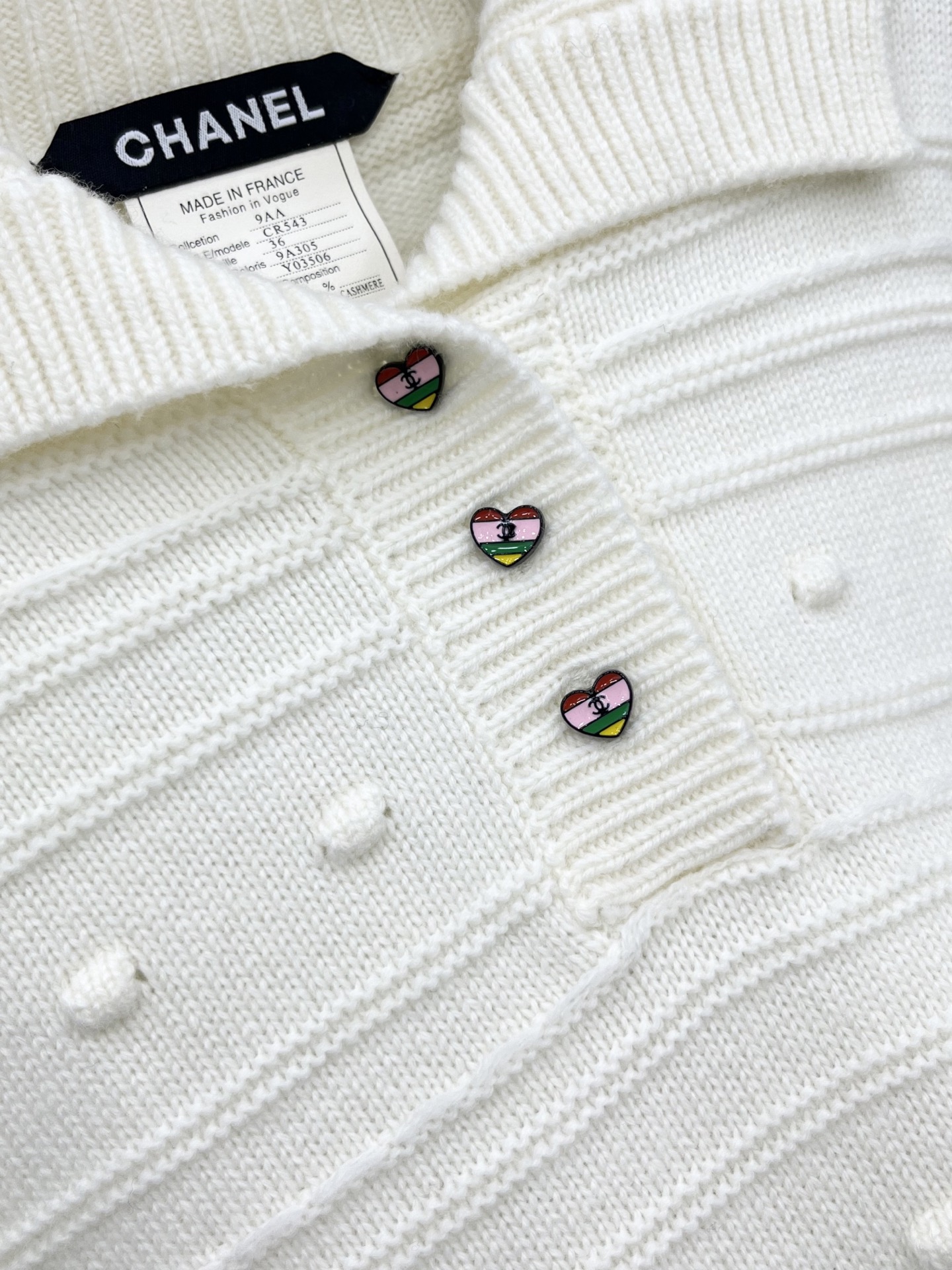 🛒𝐍𝐄𝐖 · 𝟐𝟎𝟐5/爆款现货原单品质 Chan*｜25中古系列重工翻领流苏毛衣设计高级又时髦！1:1