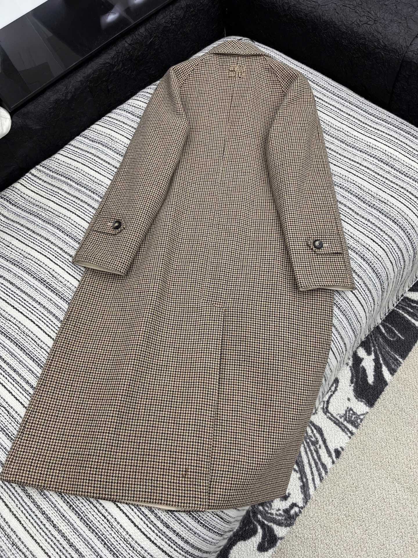 🛒𝐍𝐄𝐖 · 𝟐𝟎𝟐5/爆款现货原单品质 Miu Mi*｜2025秋冬新品千鸟格羊毛🦙长款大衣外套【双面