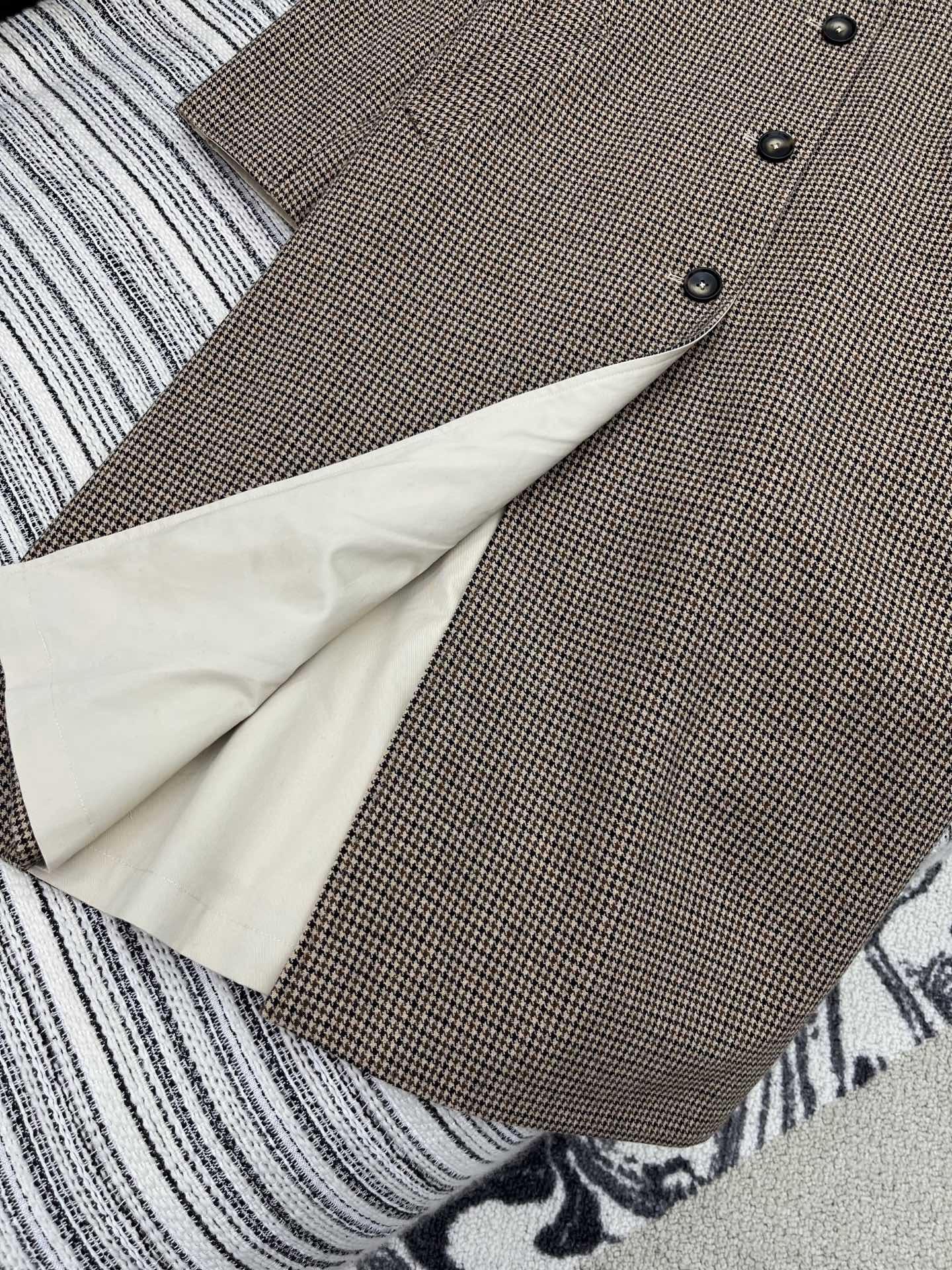 🛒𝐍𝐄𝐖 · 𝟐𝟎𝟐5/爆款现货原单品质 Miu Mi*｜2025秋冬新品千鸟格羊毛🦙长款大衣外套【双面