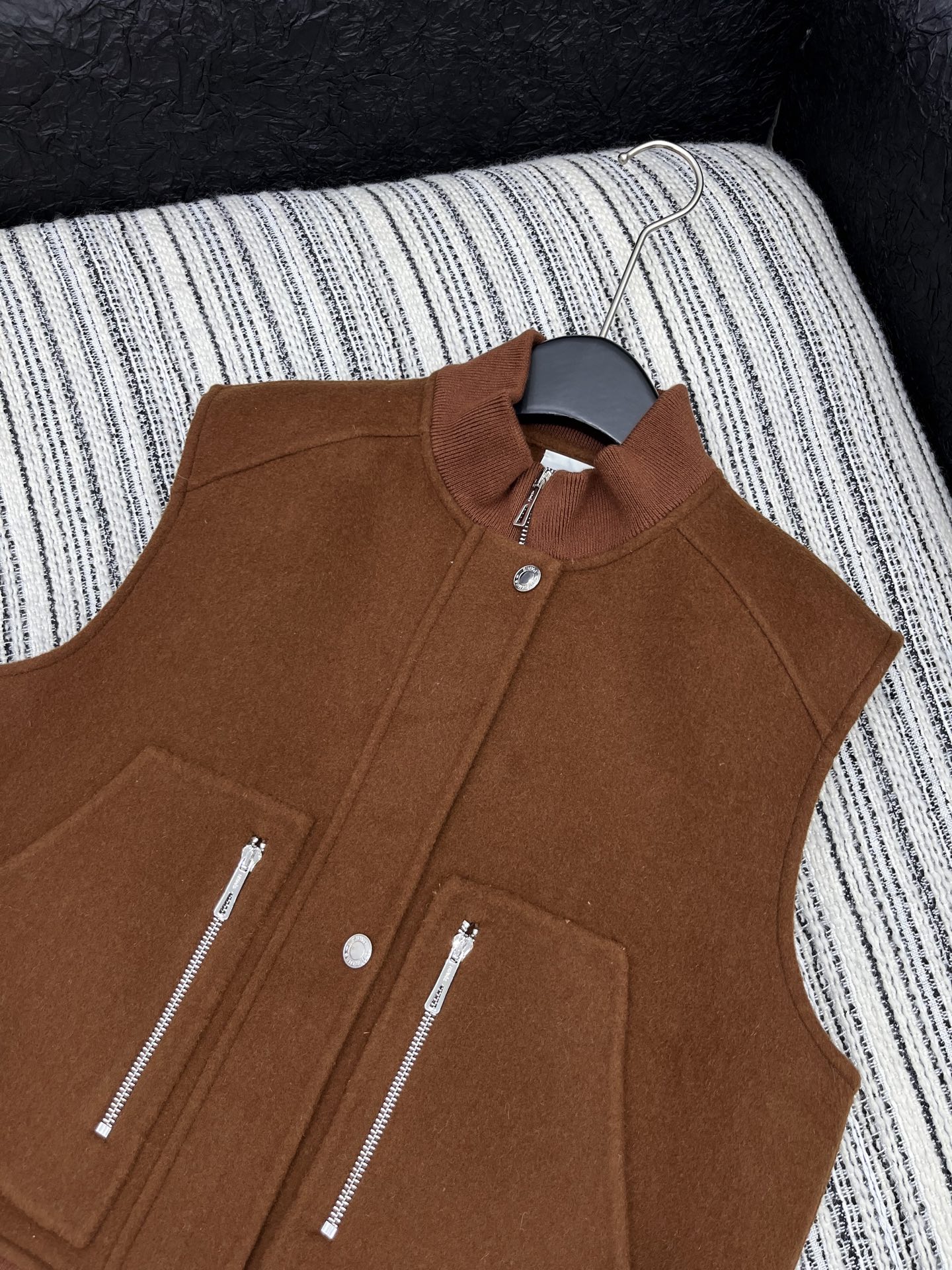 🛒𝐍𝐄𝐖 · 𝟐𝟎𝟐5/爆款现货原单品质 Her*｜2025秋冬新品双面羊毛🦙呢马甲外套超级重磅！大衣中