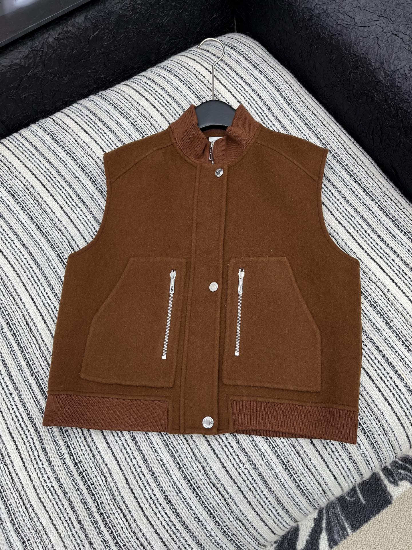 🛒𝐍𝐄𝐖 · 𝟐𝟎𝟐5/爆款现货原单品质 Her*｜2025秋冬新品双面羊毛🦙呢马甲外套超级重磅！大衣中