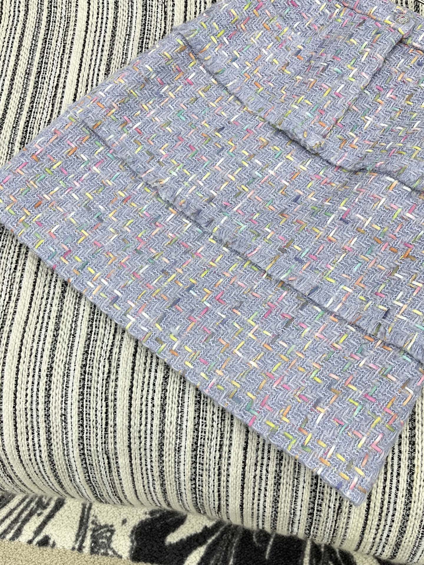 🛒𝐍𝐄𝐖 · 𝟐𝟎𝟐5/爆款现货【原版定制】Chane*｜2025新品粗花呢流苏边装饰半裙定制YB进口材