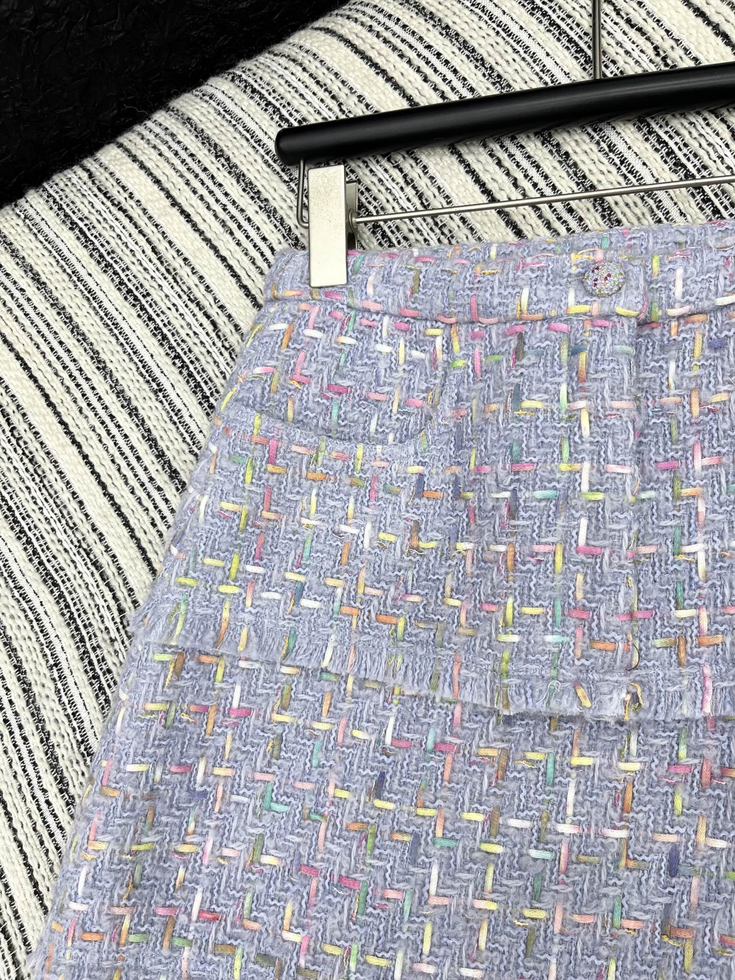 🛒𝐍𝐄𝐖 · 𝟐𝟎𝟐5/爆款现货【原版定制】Chane*｜2025新品粗花呢流苏边装饰半裙定制YB进口材