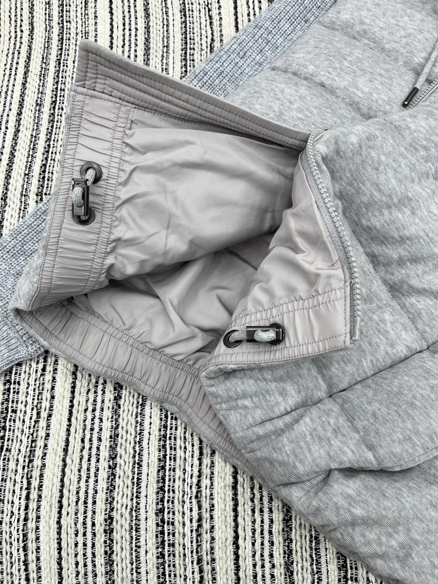 🛒𝐍𝐄𝐖 · 𝟐𝟎𝟐5/爆款现货【原版订制】BC｜25秋冬新品带帽针织拼接羽绒服外套面包服设计 90鹅绒