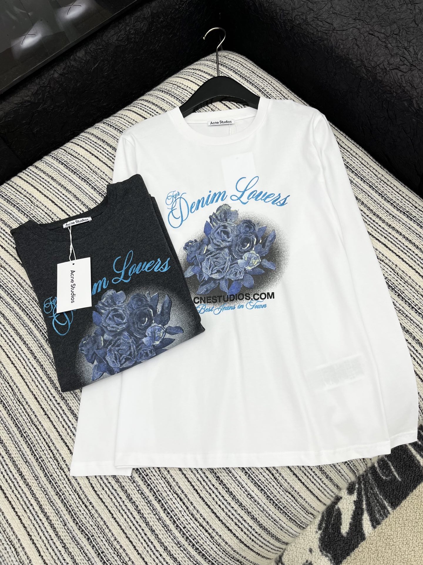 🛒𝐍𝐄𝐖 · 𝟐𝟎𝟐5/爆款现货【原版定制】Acne Stu *｜精致重工印花长袖T恤高订面料 亲肤透气