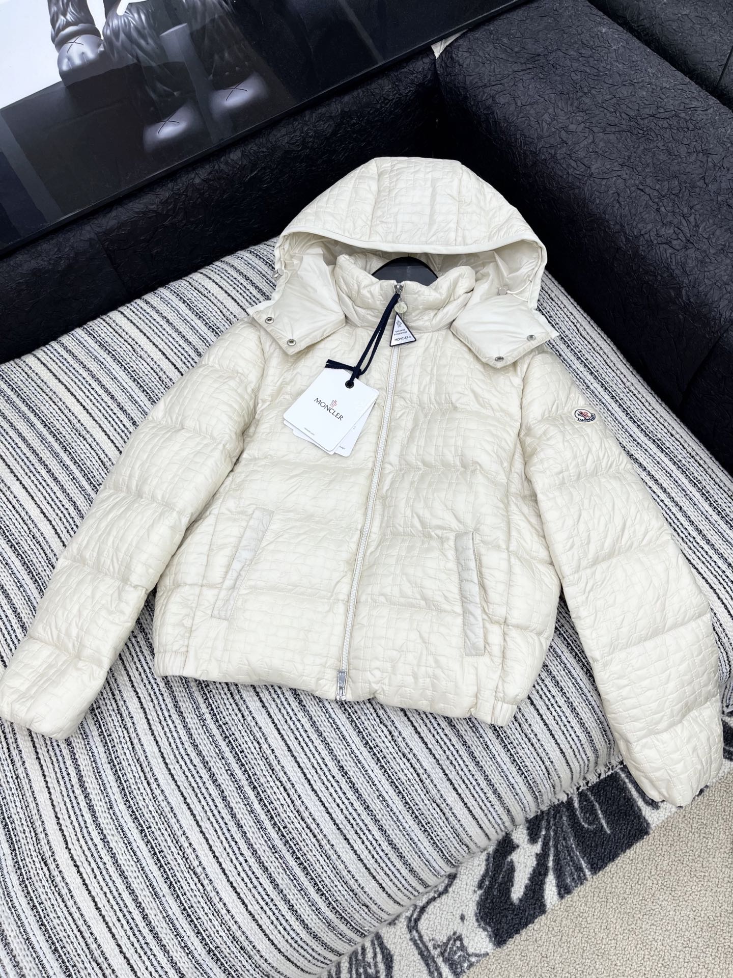 🛒𝐍𝐄𝐖 · 𝟐𝟎𝟐5/爆款现货【原版定制】Moncle*2025新品连帽羽绒服外套定制YB进口防风防水