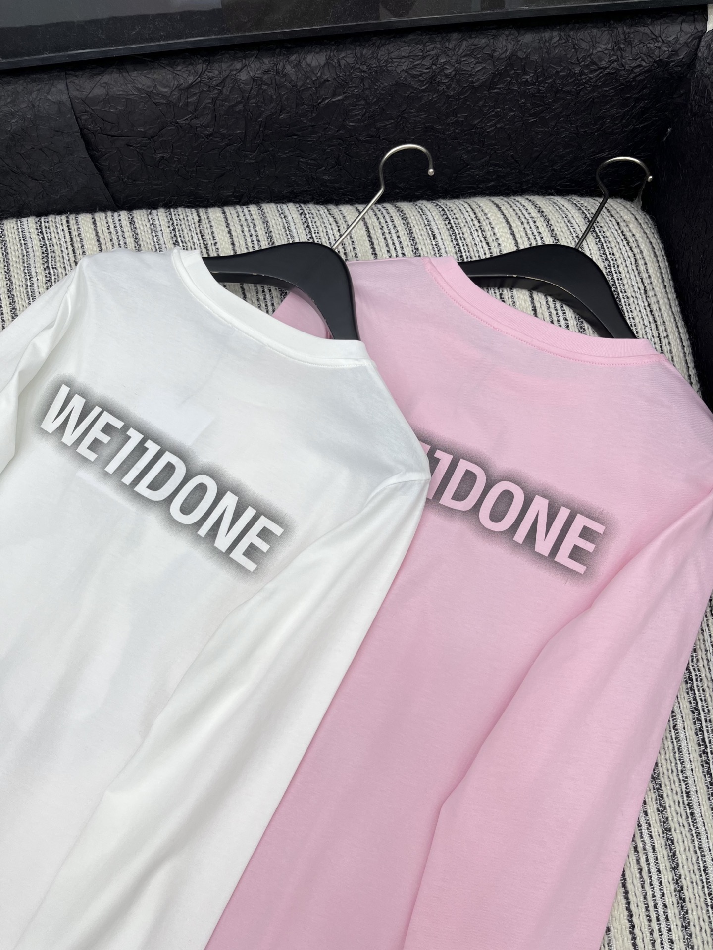 🛒𝐍𝐄𝐖 · 𝟐𝟎𝟐5/爆款现货原单品质 Well Don *｜精致重工印花长袖T恤高订面料 亲肤透气舒