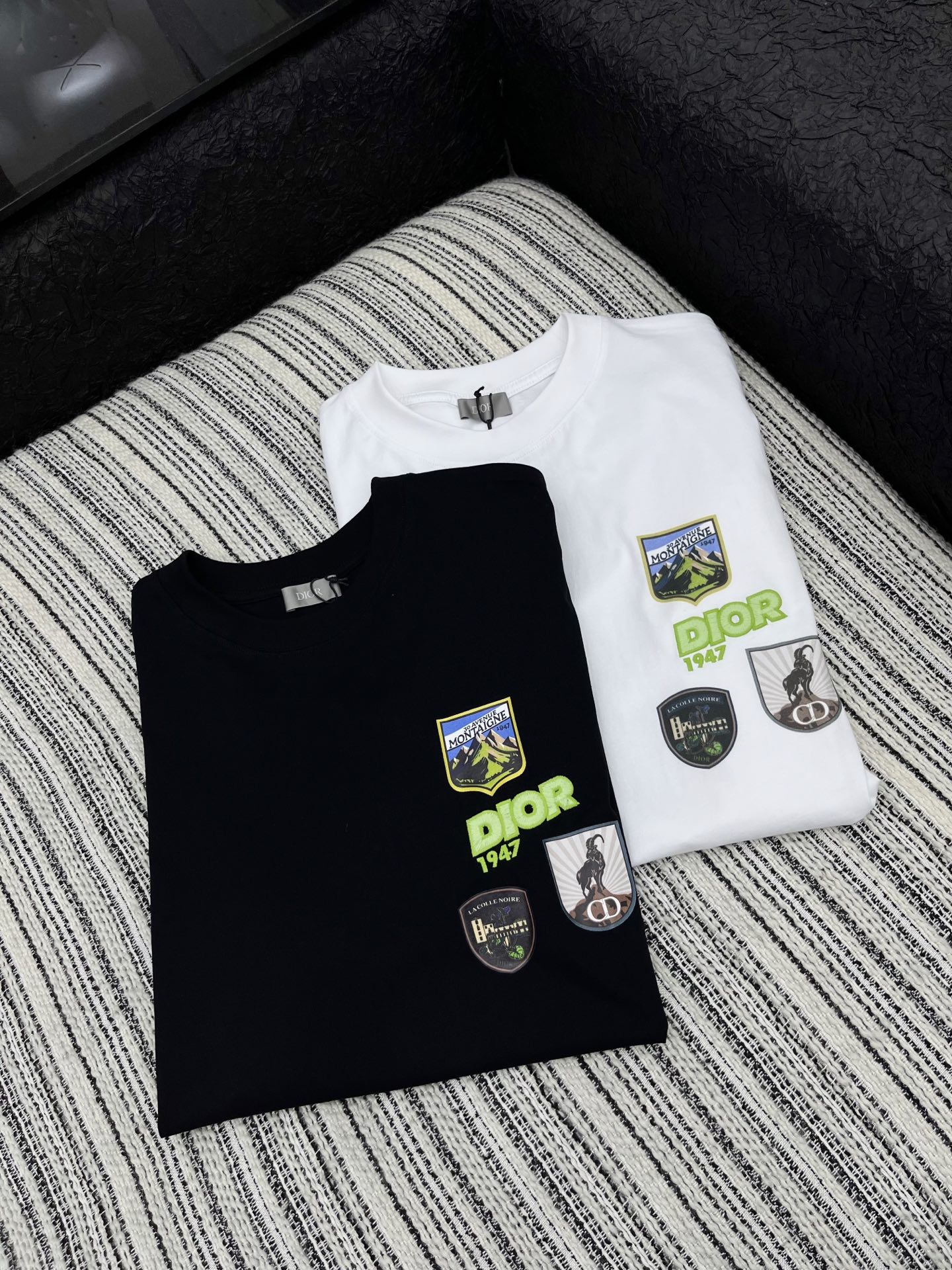 🛒𝐍𝐄𝐖 · 𝟐𝟎𝟐5/爆款现货【原版定制】Dio*｜25新品撞色字母短袖T恤精致版型上身巨显瘦！定制最