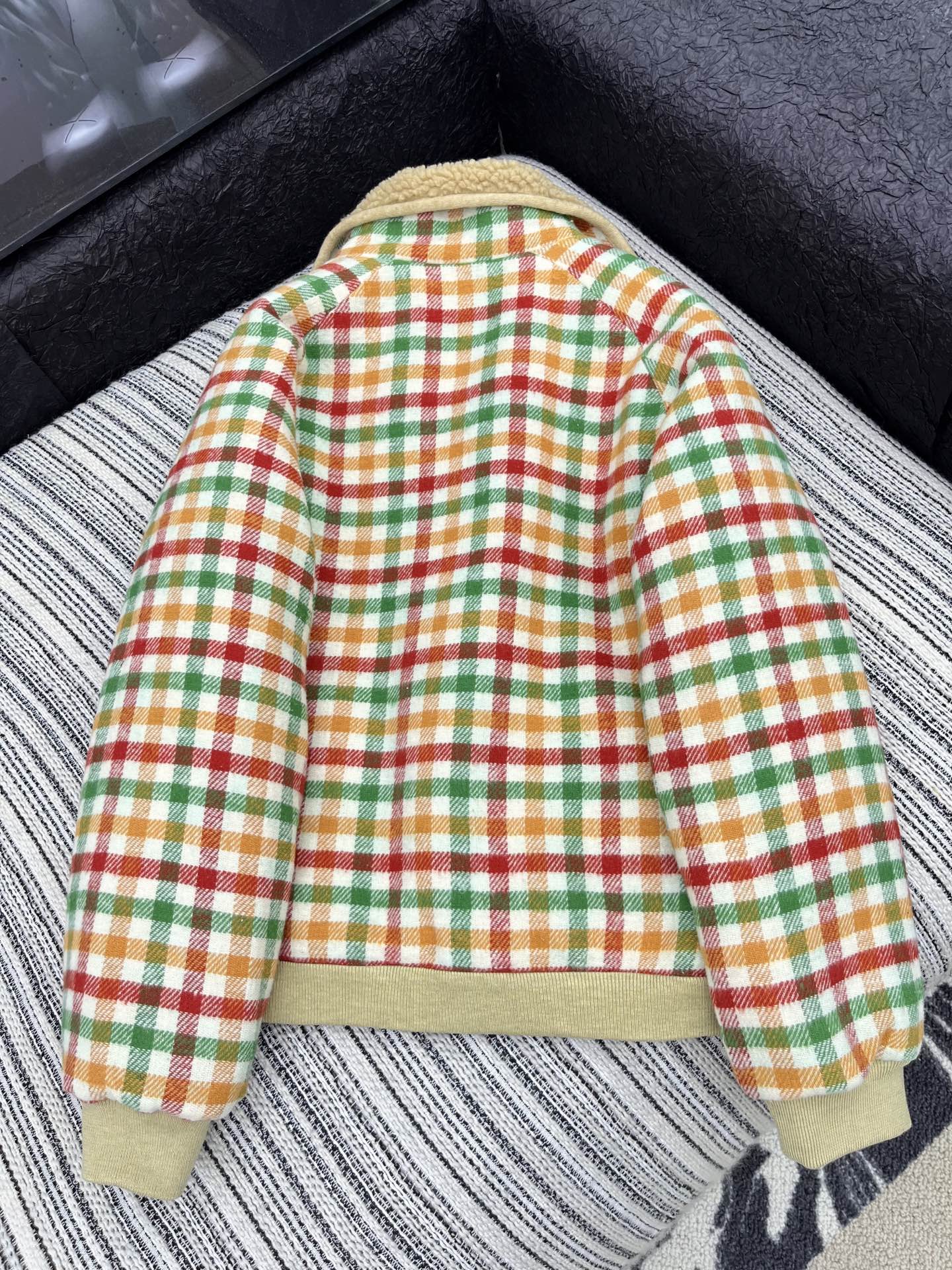 🛒𝐍𝐄𝐖 · 𝟐𝟎𝟐5/爆款现货【原版定制】Miu Mi*｜25秋冬新品 字母徽标泰迪绒内里翻领拉链夹克