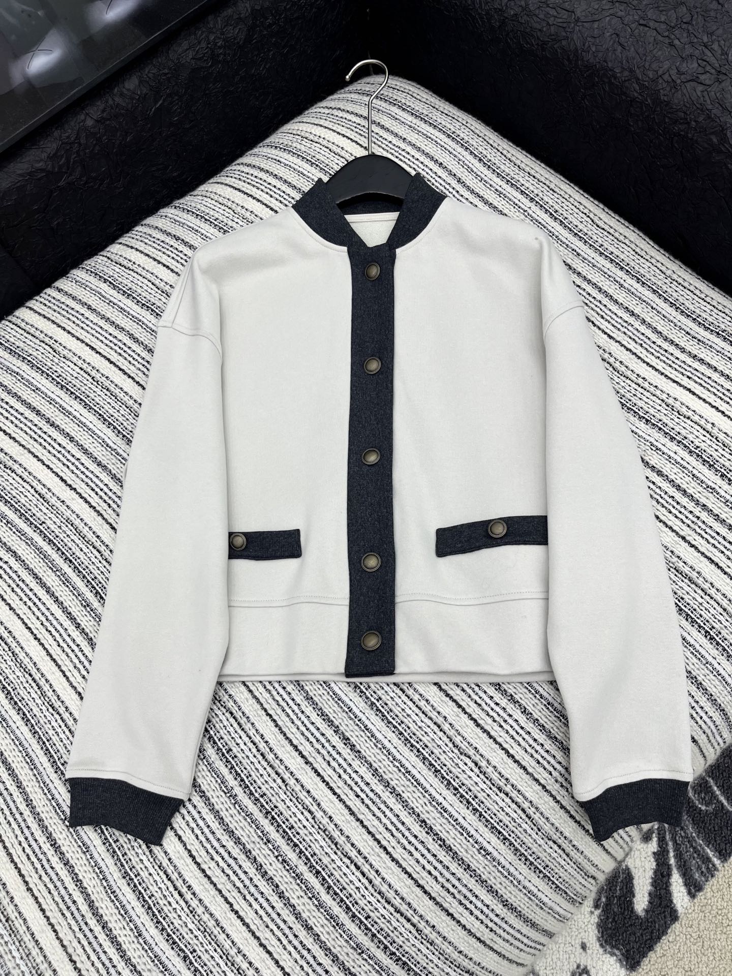 🛒𝐍𝐄𝐖 · 𝟐𝟎𝟐5/爆款现货原单品质 BC*｜平替25秋冬新品小外套高端定制棉质螺纹立领卫衣外套 气