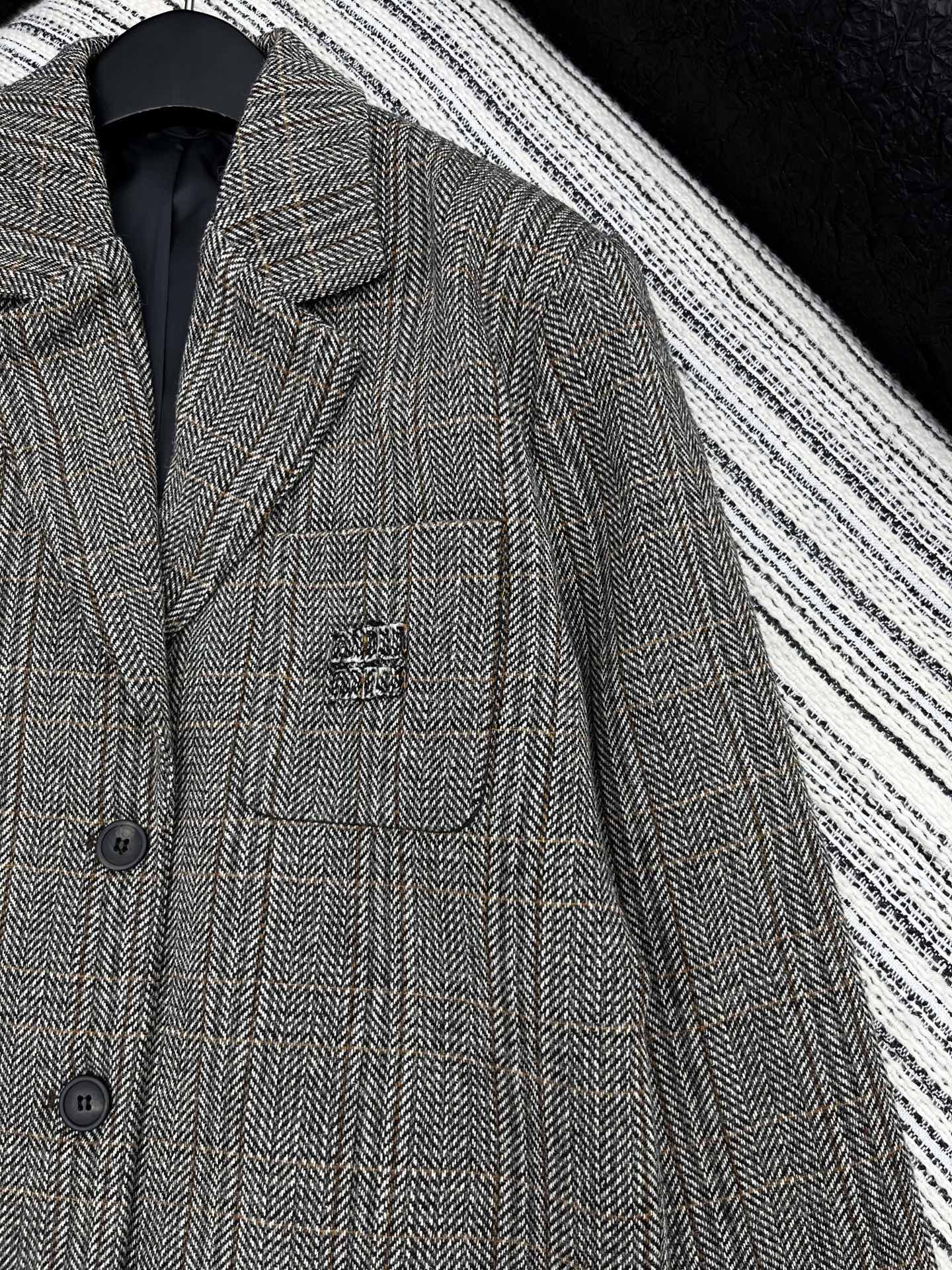 🛒𝐍𝐄𝐖 · 𝟐𝟎𝟐5/爆款现货原单品质 Miu Mi*｜25新款羊毛西装外套爆单系列款 气质女神必入常