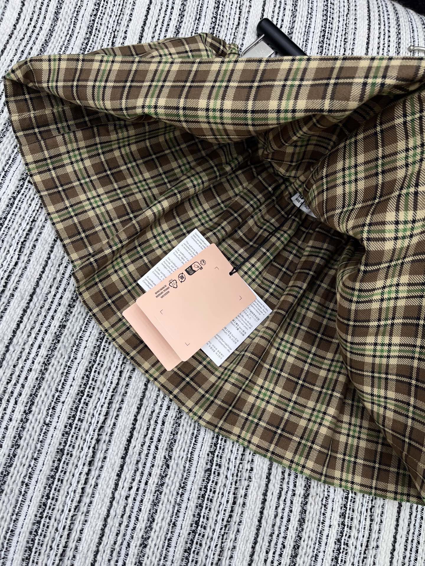 🛒𝐍𝐄𝐖 · 𝟐𝟎𝟐5/爆款现货【原版定制】 Miu Mi*｜25新款松紧腰抽绳格纹半裙爆单系列款 气质