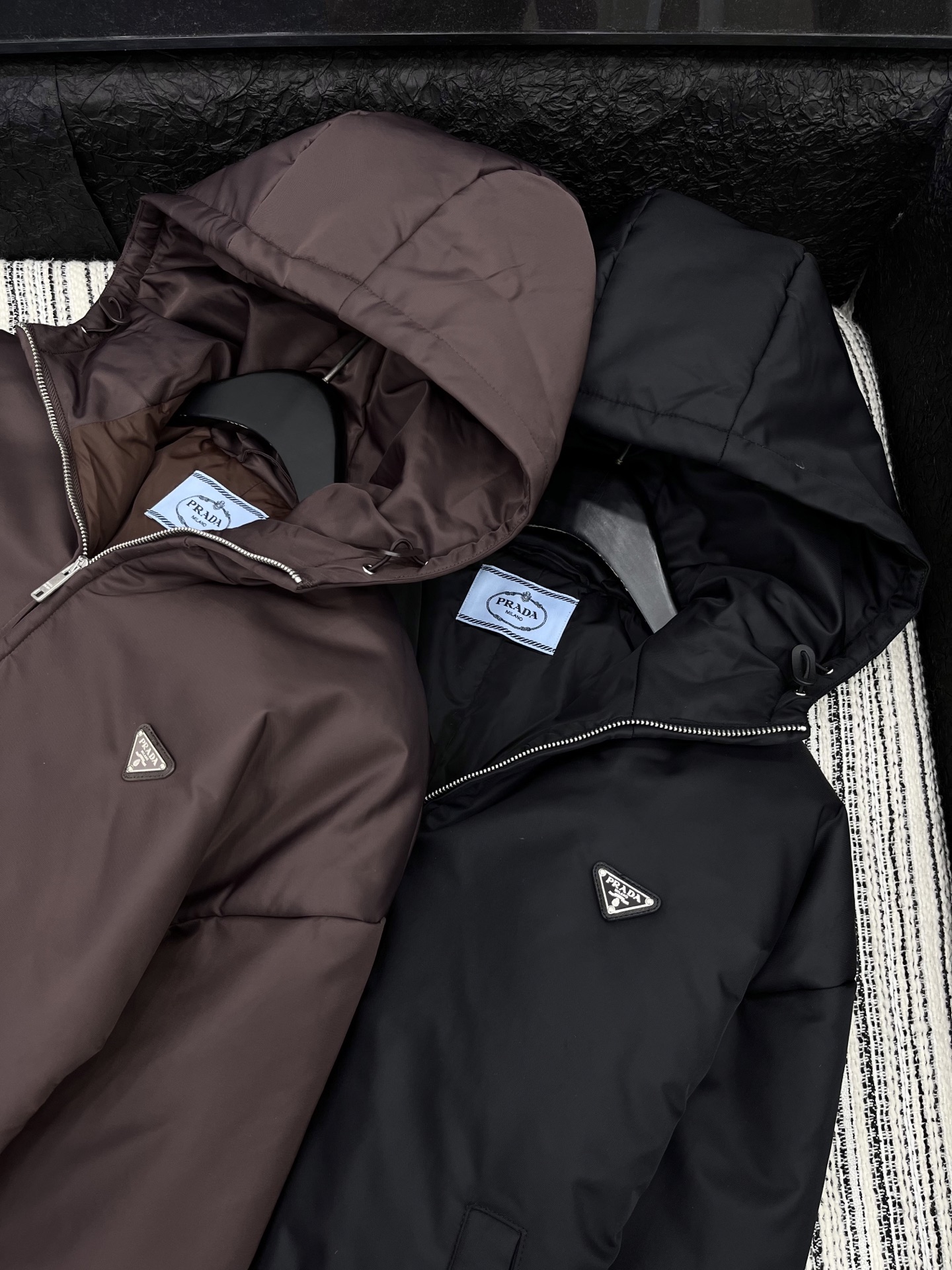 🛒𝐍𝐄𝐖 · 𝟐𝟎𝟐5/爆款现货原单品质 Prad*｜2025新品再生尼龙棉服夹克外套定制YB进口环保再