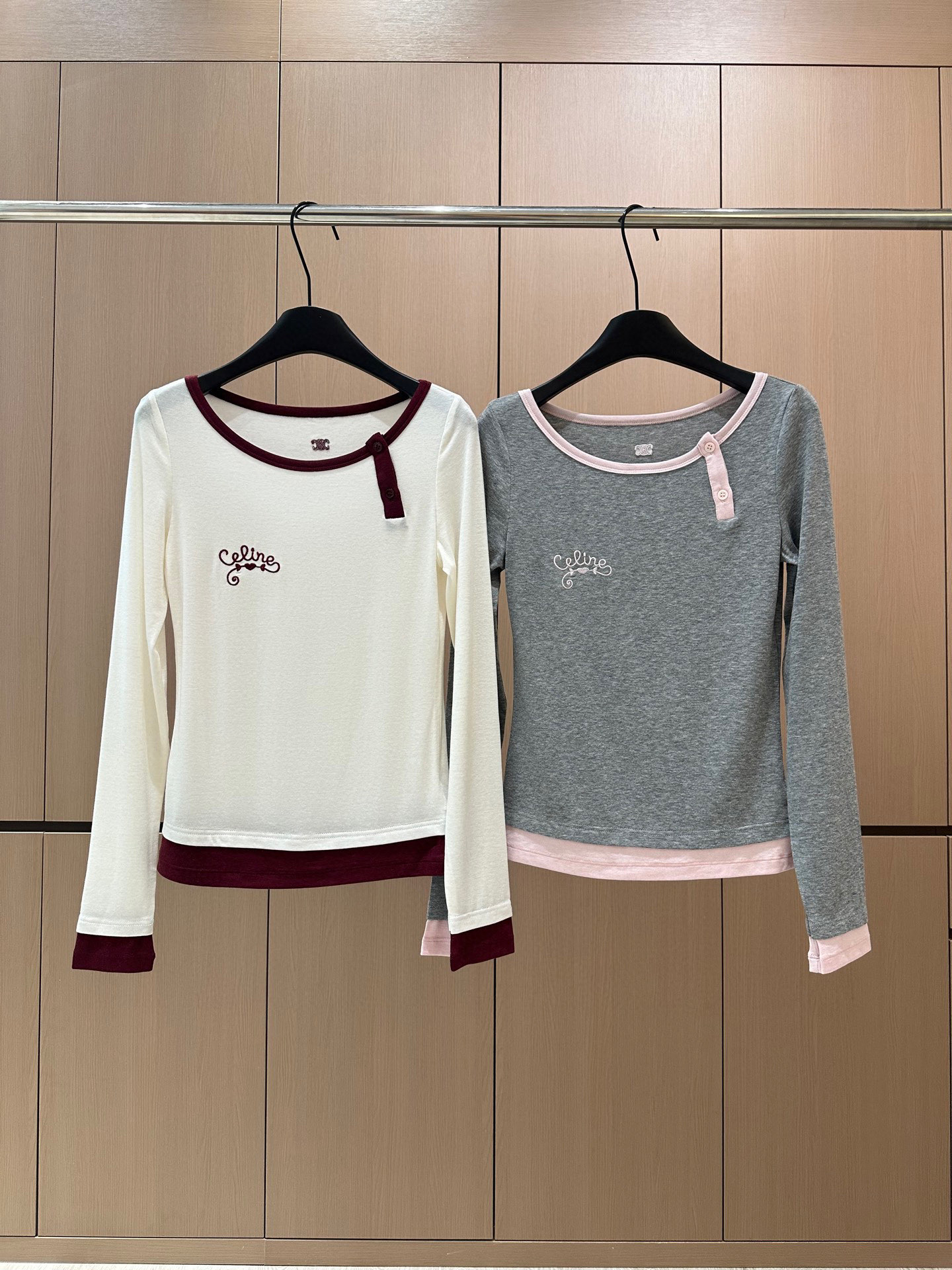 🛒𝐍𝐄𝐖 · 𝟐𝟎𝟐5/爆款现货设计师 原创｜2025新款圆领天丝羊毛假两件打底衫云感舒适的系列！上身的