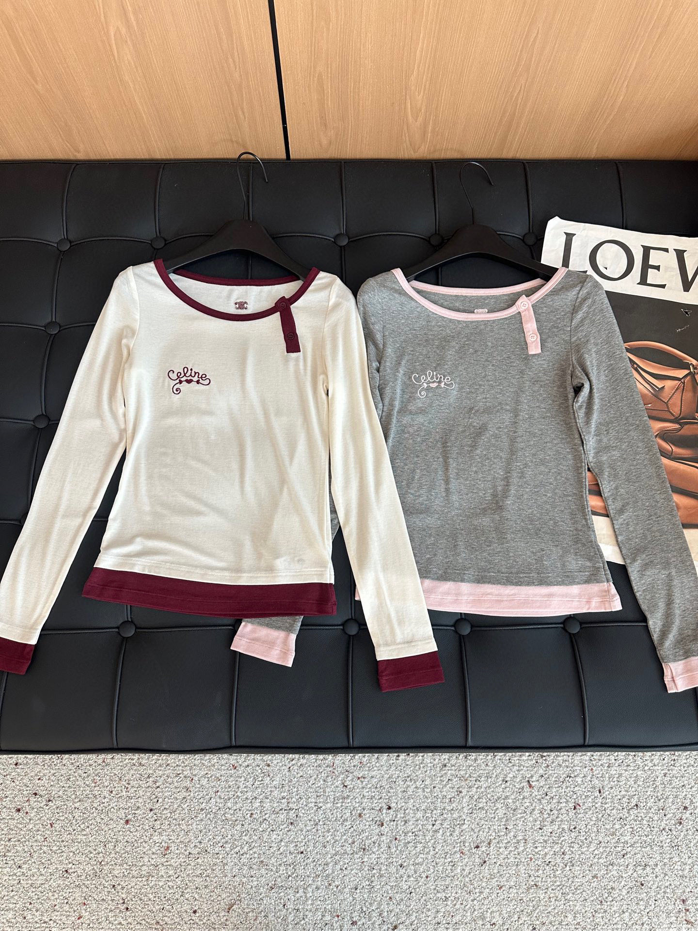 🛒𝐍𝐄𝐖 · 𝟐𝟎𝟐5/爆款现货设计师 原创｜2025新款圆领天丝羊毛假两件打底衫云感舒适的系列！上身的