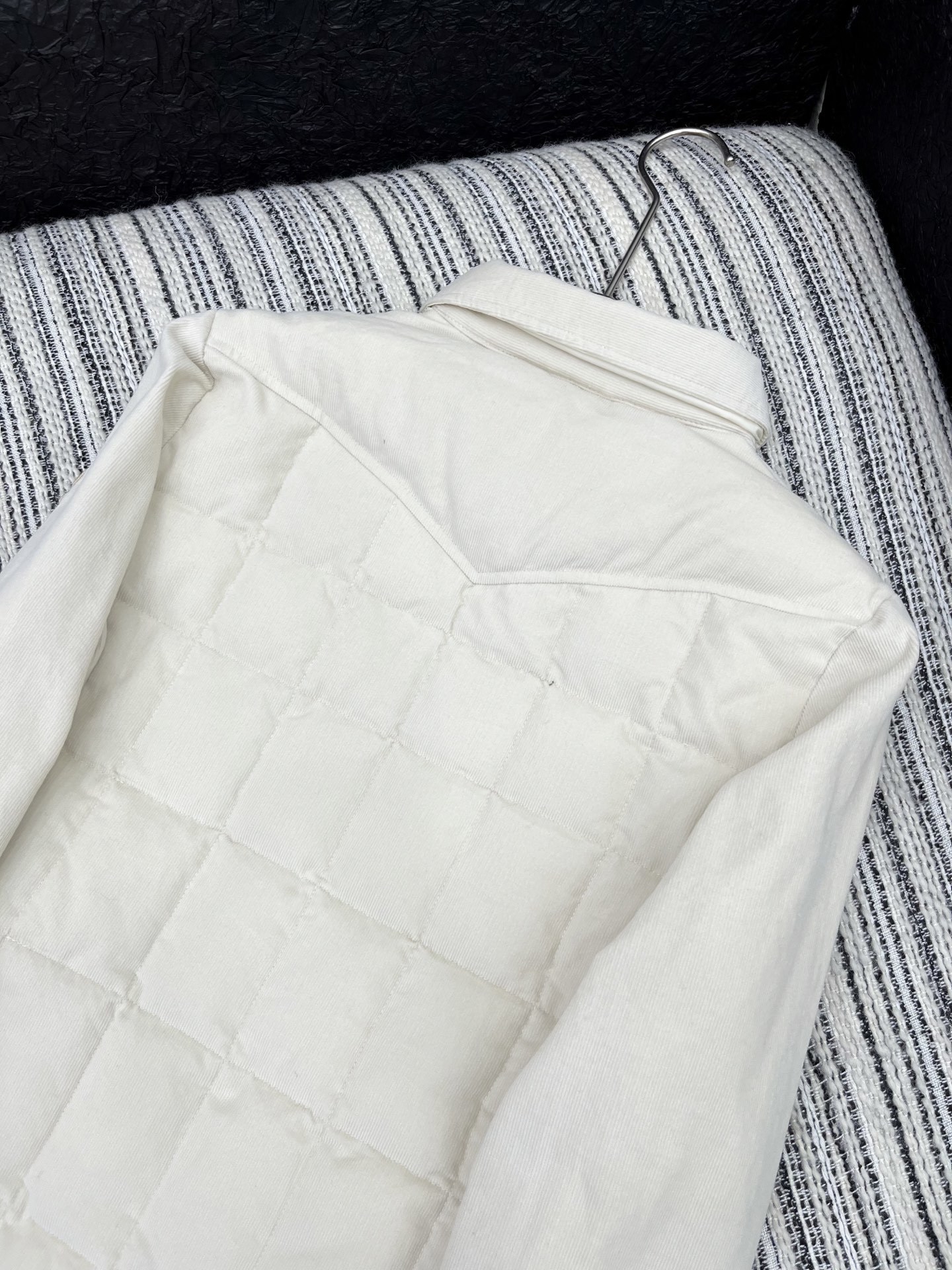 🛒𝐍𝐄𝐖 · 𝟐𝟎𝟐5/爆款现货【原版定制】Mon*|灯芯绒羽绒服外套高订面料 奶呼呼定染色系低调奢华,