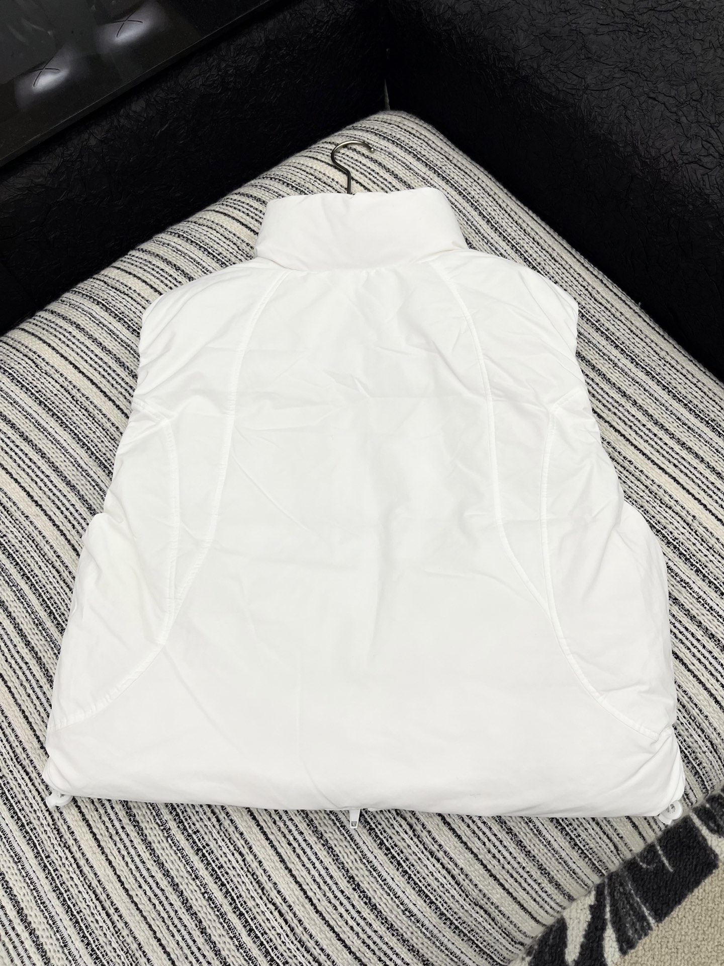 🛒𝐍𝐄𝐖 · 𝟐𝟎𝟐5/爆款现货【原版定制】Alex*｜25秋冬立领羽绒马甲外套代购爆款 非常使用经典的