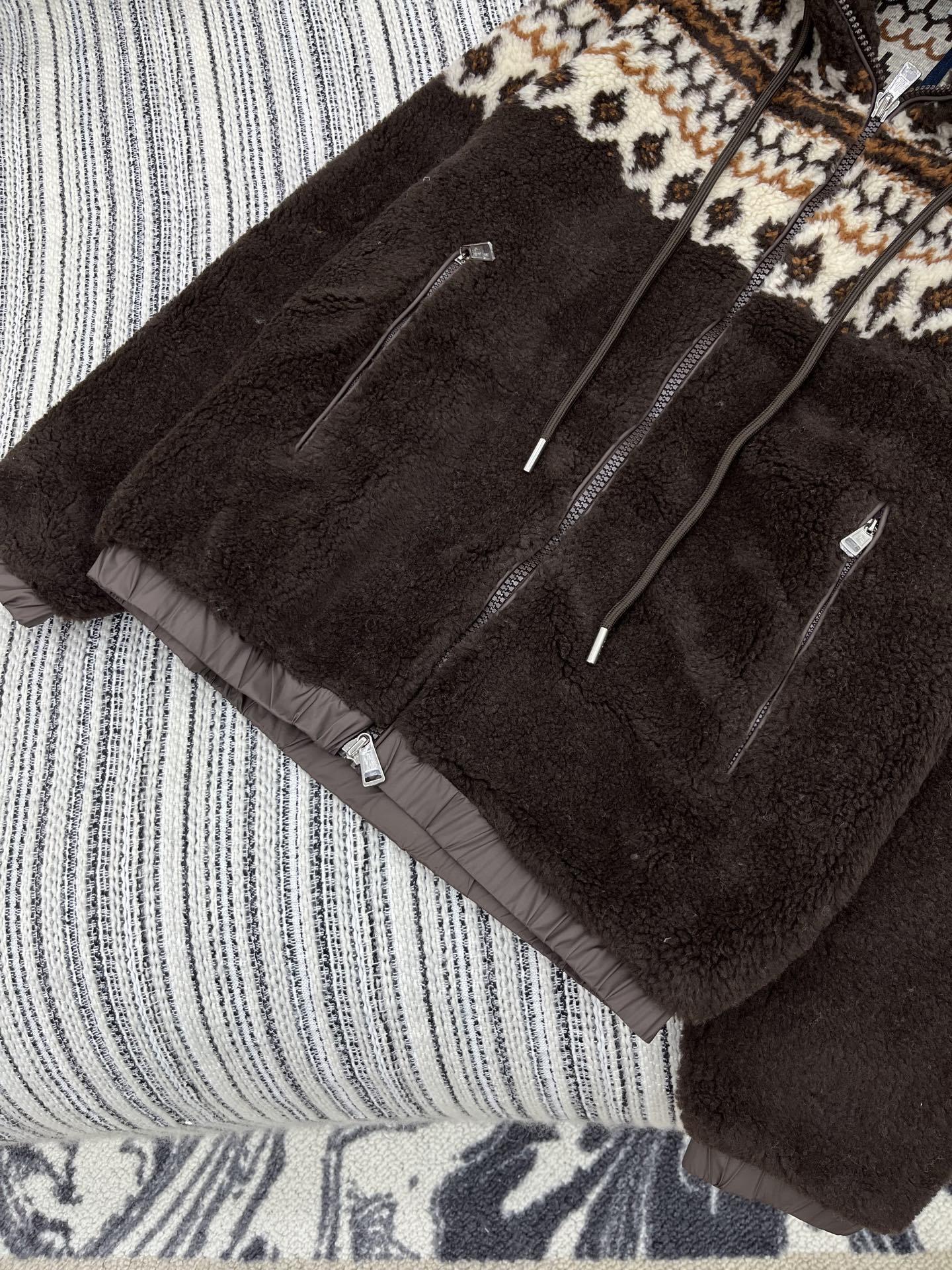 🛒𝐍𝐄𝐖 · 𝟐𝟎𝟐5/爆款现货原单品质 Mon*|25新款羊羔毛带帽拉链外套爆单款 气质女神必入 订制