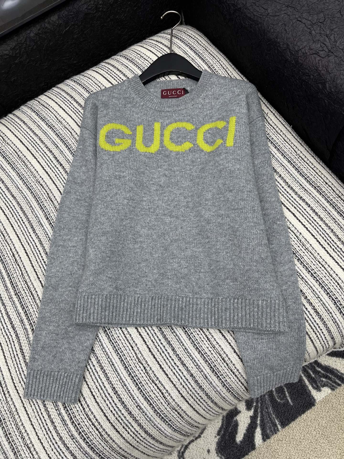 🛒𝐍𝐄𝐖 · 𝟐𝟎𝟐5/爆款现货原单品质 Gucc*｜25限定系列新品针织衫圆领常规版型 撞色GG提花 