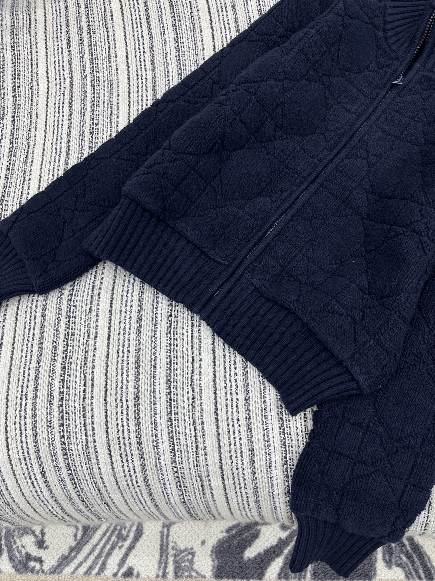 🛒𝐍𝐄𝐖 · 𝟐𝟎𝟐5/爆款现货原单品质 Dio*|25新品立领针织外套精致常规版型上身巨显瘦!定制重工