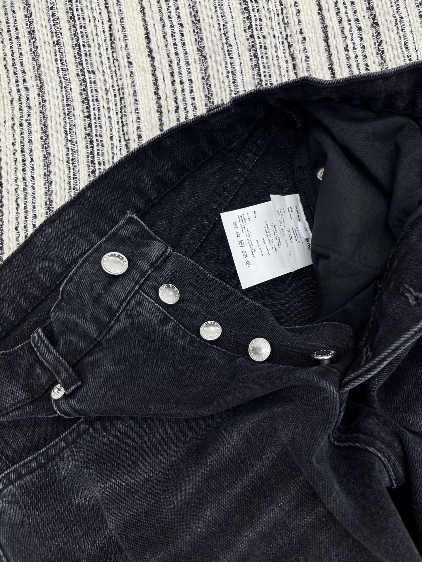 🛒𝐍𝐄𝐖 · 𝟐𝟎𝟐4/爆款现货【原版定制】Alex*｜大王家经典烫钻阔腿牛仔裤潮版奢侈品最新的版型 订