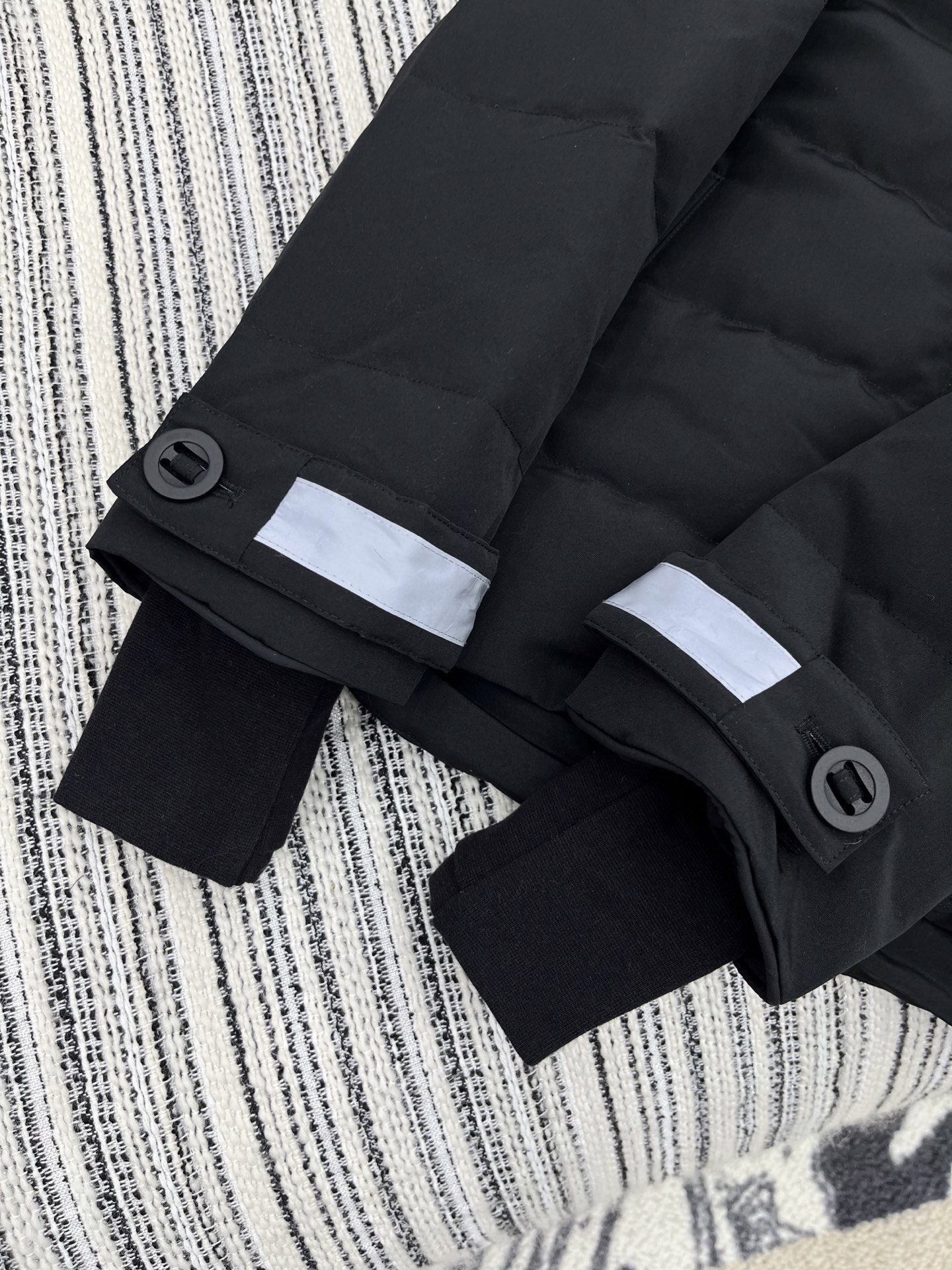 🛒𝐍𝐄𝐖 · 𝟐𝟎𝟐5/爆款现货【原版定制】加拿大*｜2025经典戴帽拉链派克羽绒服外套定制高级面料，经