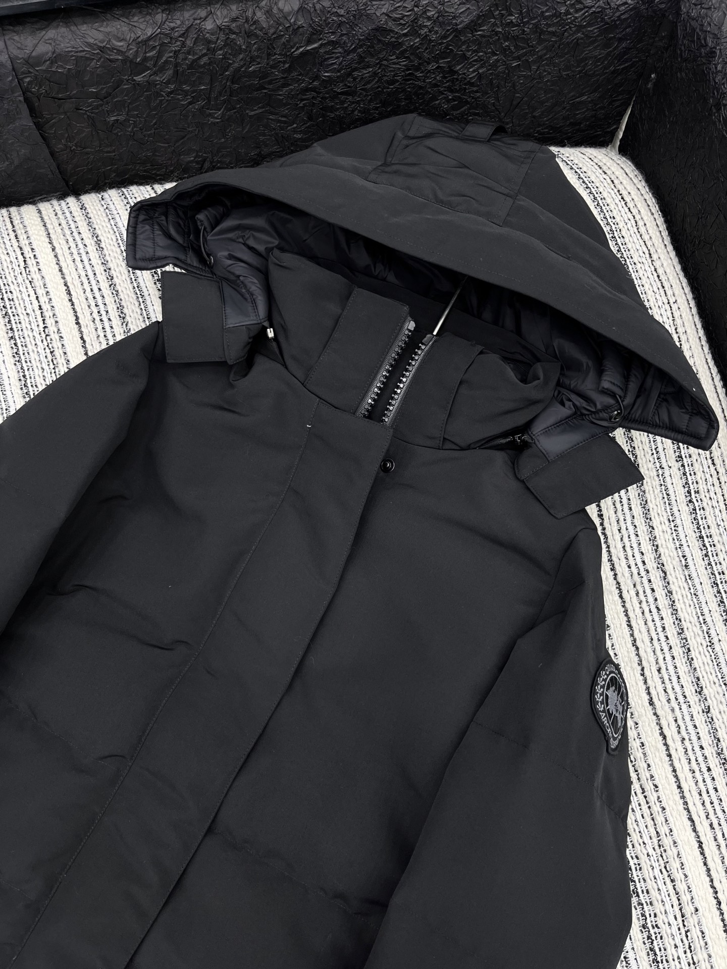 🛒𝐍𝐄𝐖 · 𝟐𝟎𝟐5/爆款现货【原版定制】加拿大*｜2025经典戴帽拉链派克羽绒服外套定制高级面料，经