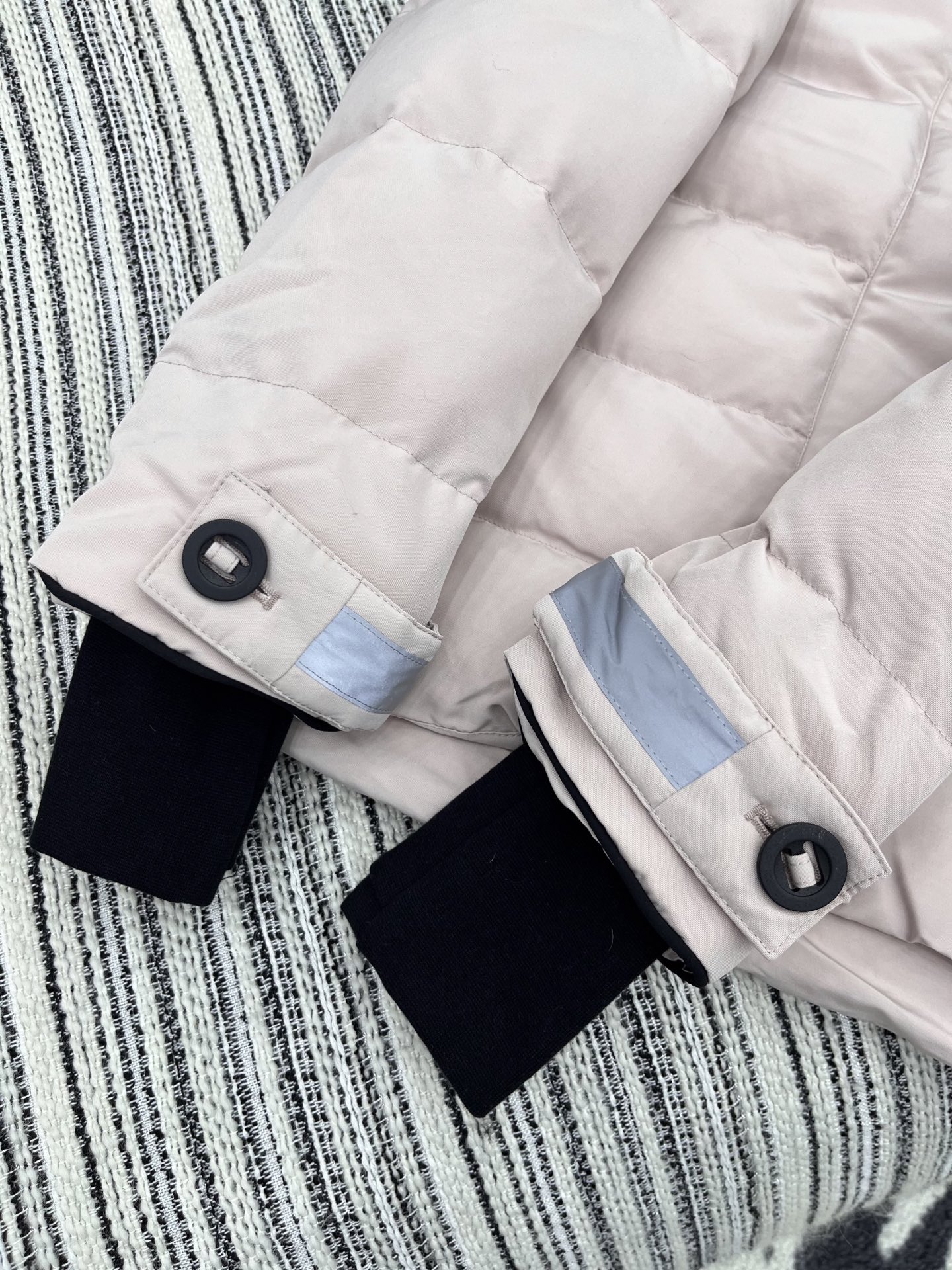 🛒𝐍𝐄𝐖 · 𝟐𝟎𝟐5/爆款现货【原版定制】加拿大*｜2025经典戴帽拉链派克羽绒服外套定制高级面料，经