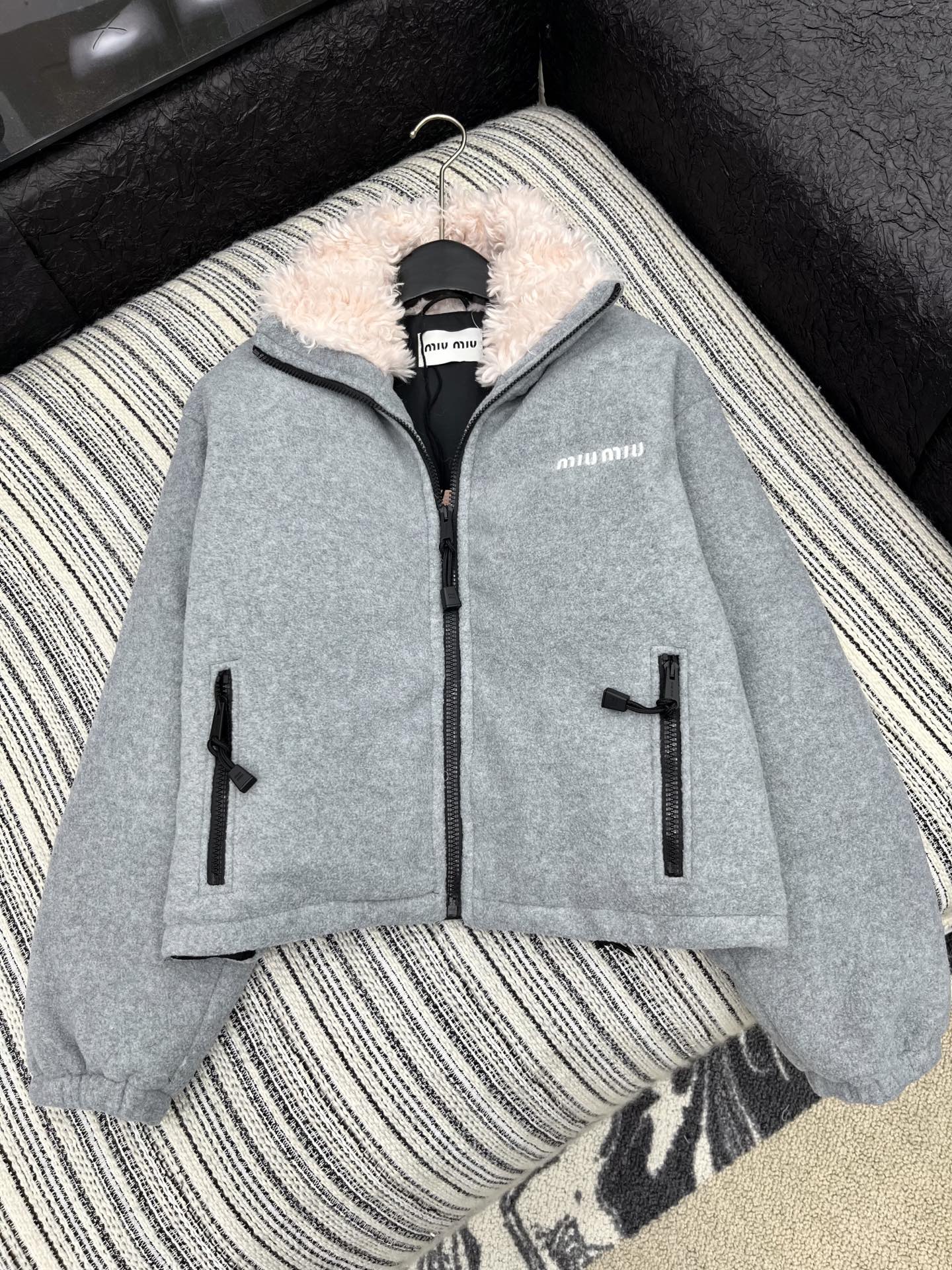 MIU MIU 2025 Women’s Fleece Jacket – Warm, Stylish, and Cozy Winter Coat