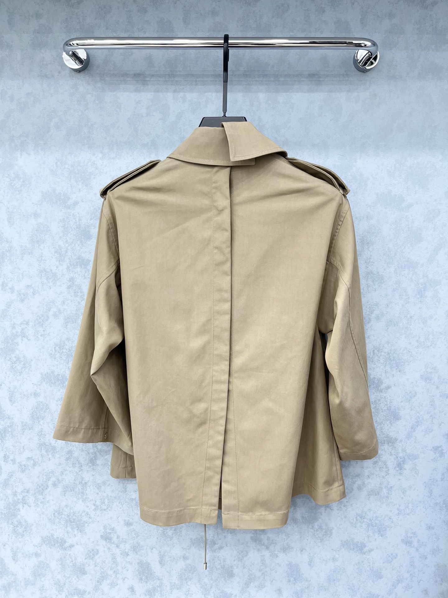 🛒𝐍𝐄𝐖 · 𝟐𝟎𝟐5/爆款现货【原版订制】Dio*｜2025新品老钱风翻领风衣外套1:1定制进口材质 