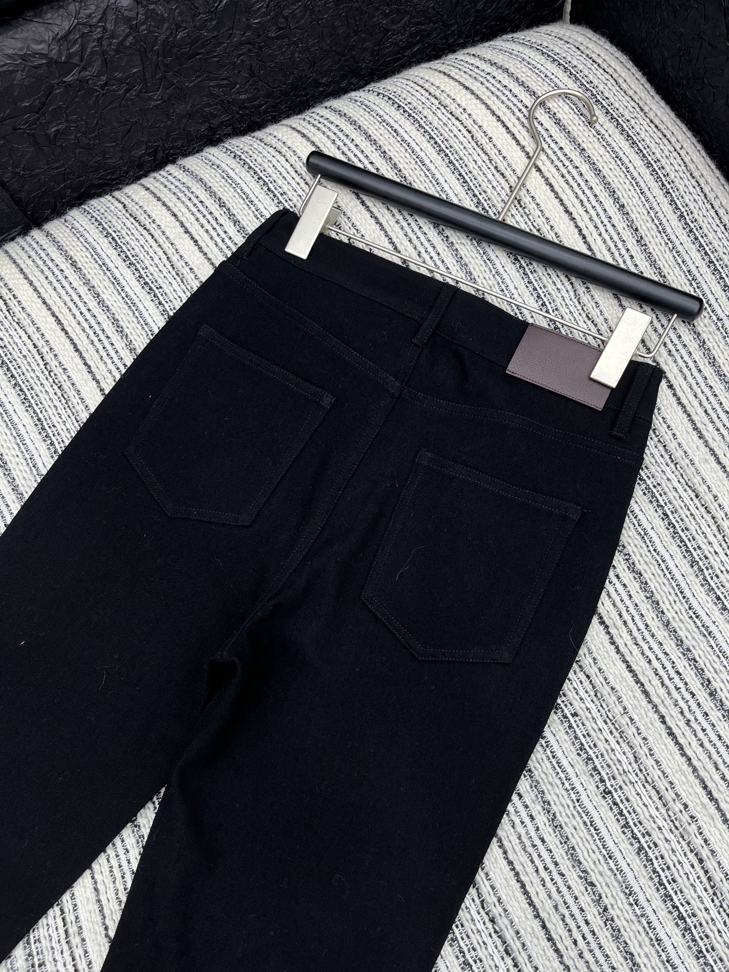 🛒𝐍𝐄𝐖 · 𝟐𝟎𝟐5/爆款现货【原版定制】The Row｜25早秋新款纯色经典牛仔裤暗黑色系，纤腿神器