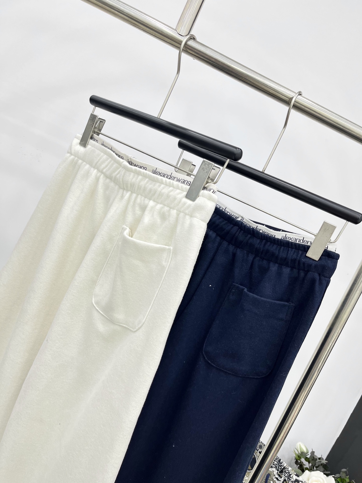 🛒𝐍𝐄𝐖 · 𝟐𝟎𝟐5/爆款现货原单品质 Alex*｜抽绳双腰头松紧腰休闲裤高品质面料质感柔软细腻舒适减