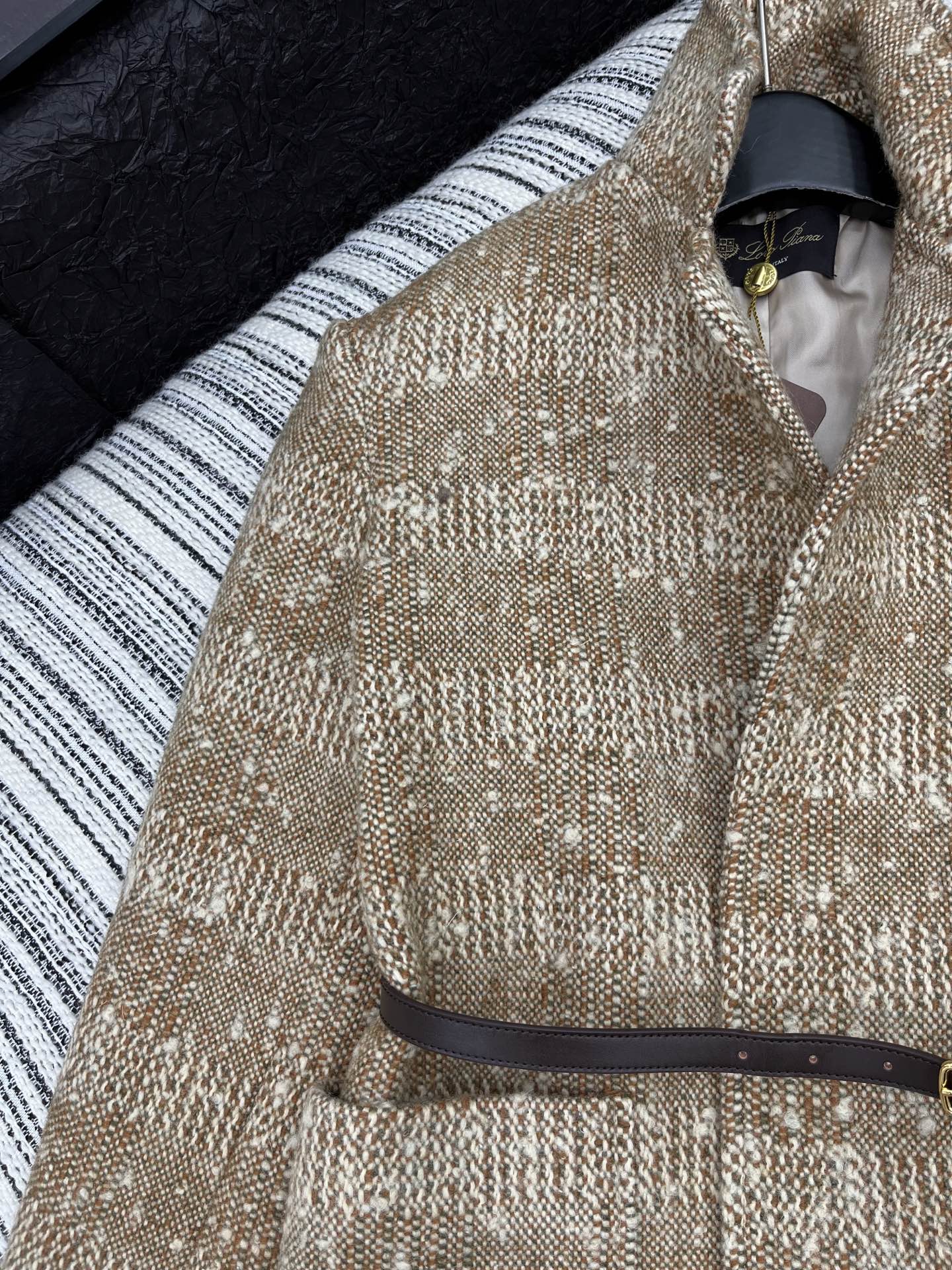 🛒𝐍𝐄𝐖 · 𝟐𝟎𝟐5/爆款现货原单品质 Lp*｜25秋冬新品粗花呢立领外套混色纱线设计 大工厂订制！羊