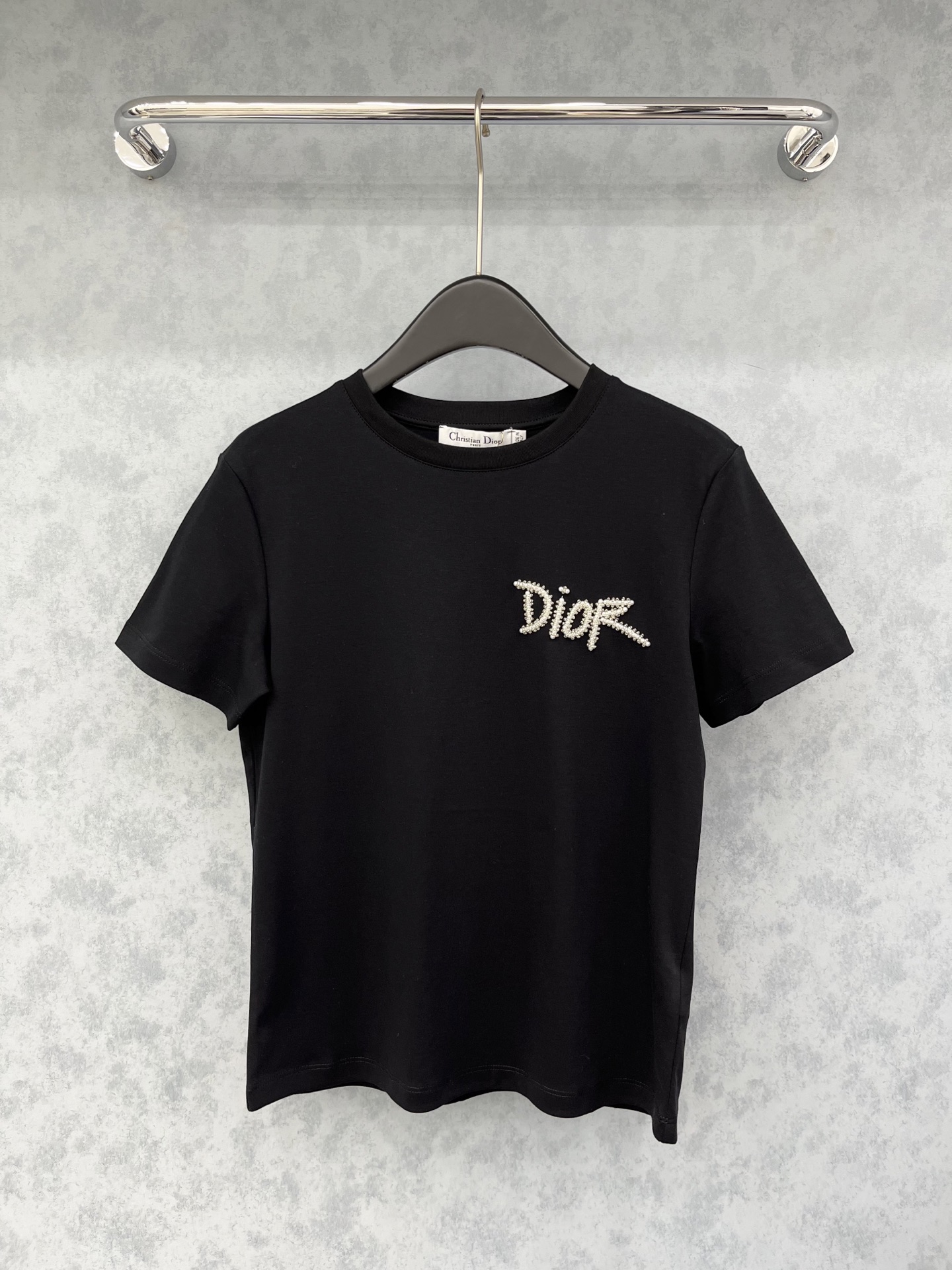 🛒𝐍𝐄𝐖 · 𝟐𝟎𝟐5/爆款现货原单品质 Dio*｜精致订钻短袖T恤高订面料 亲肤透气舒适标志性字母图案